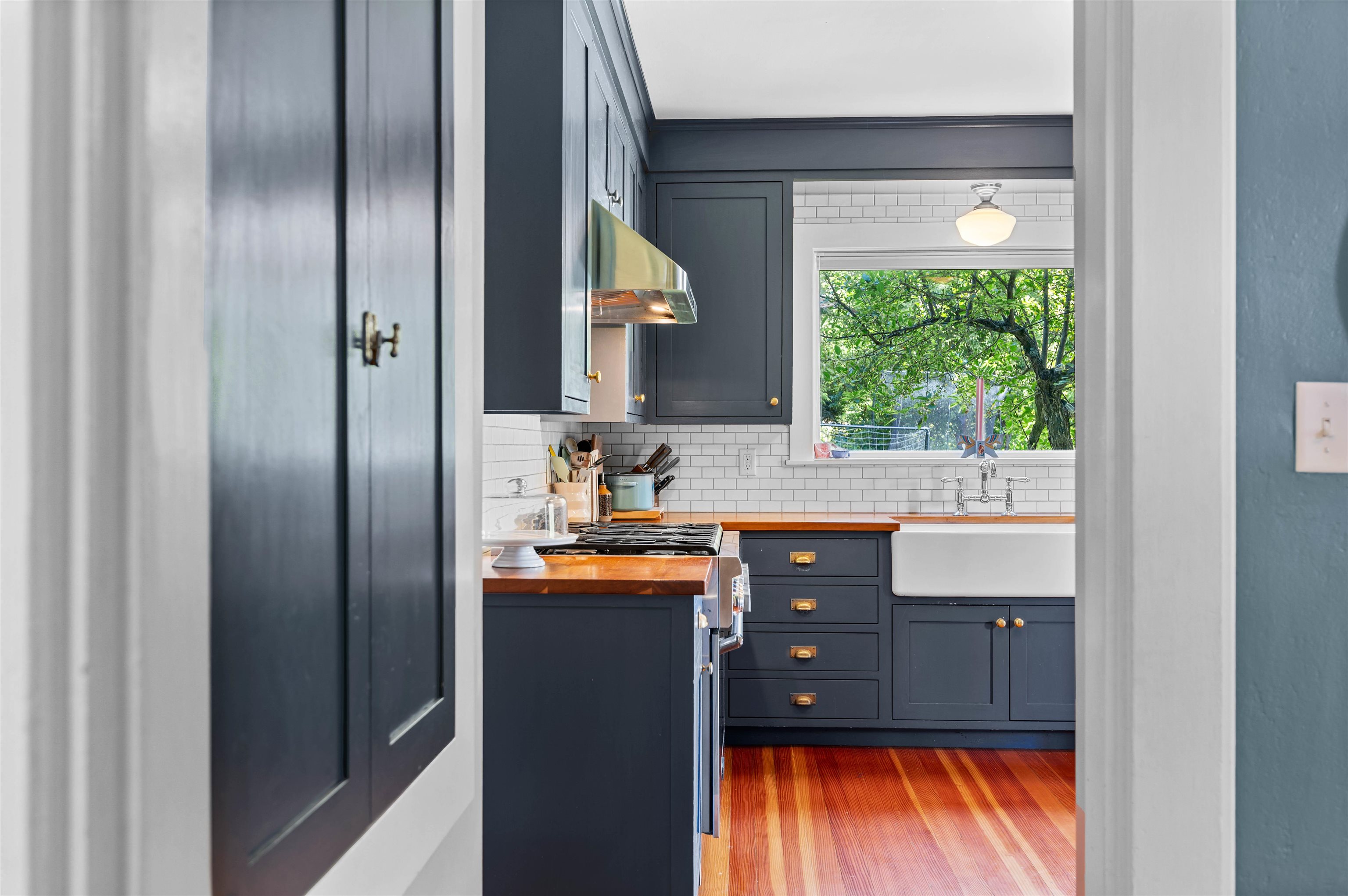 11 Cherry Avenue photo 12