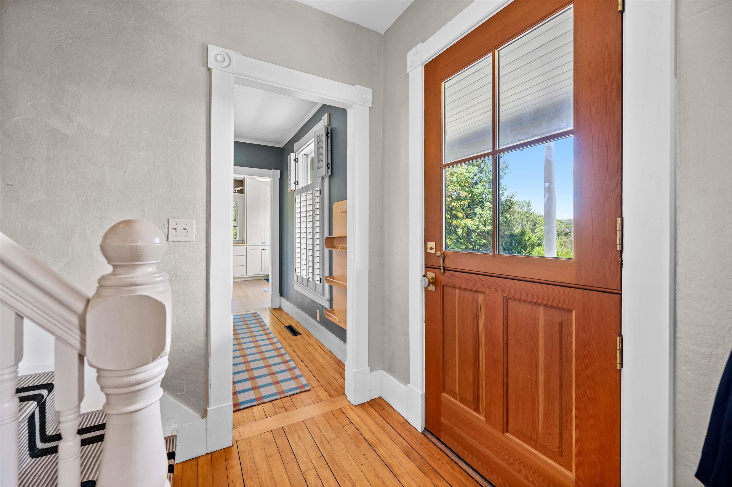 11 Cherry Avenue photo 26