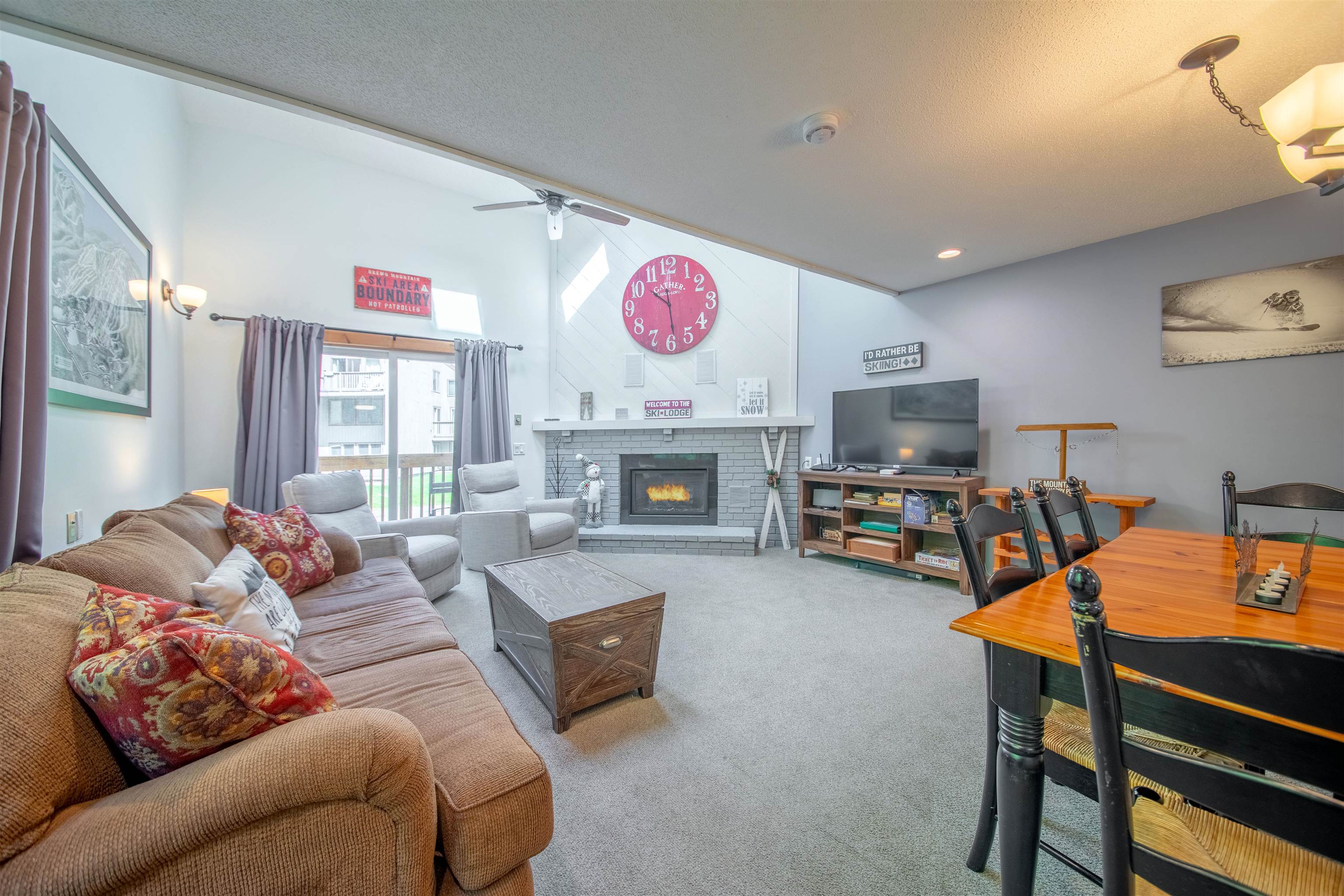11N Snow Tree Lane photo 6