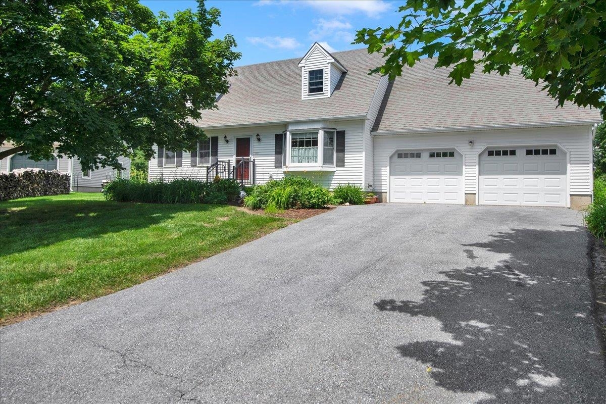 245 Pleasant Acres Drive photo 1