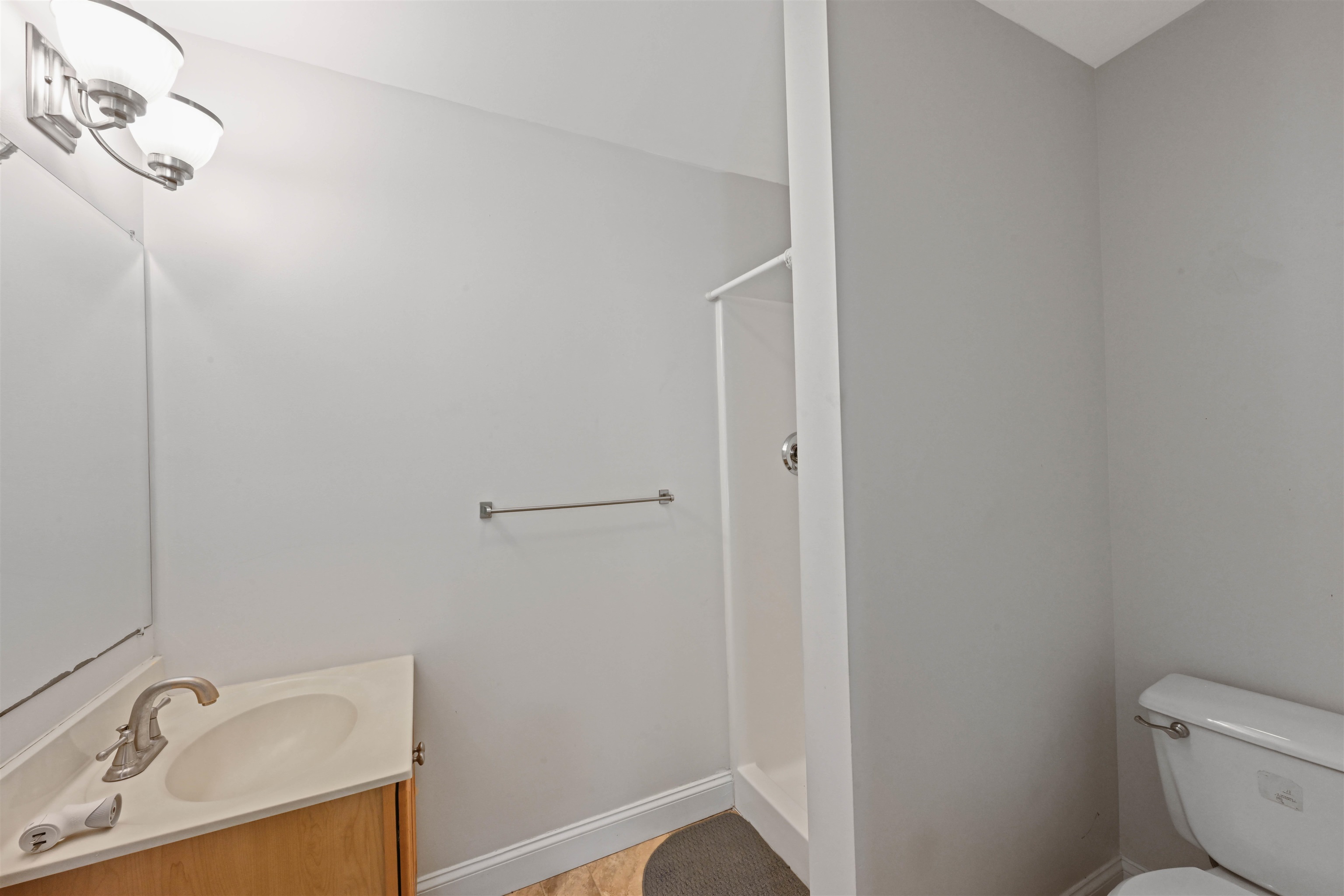 1044 North Avenue photo 15