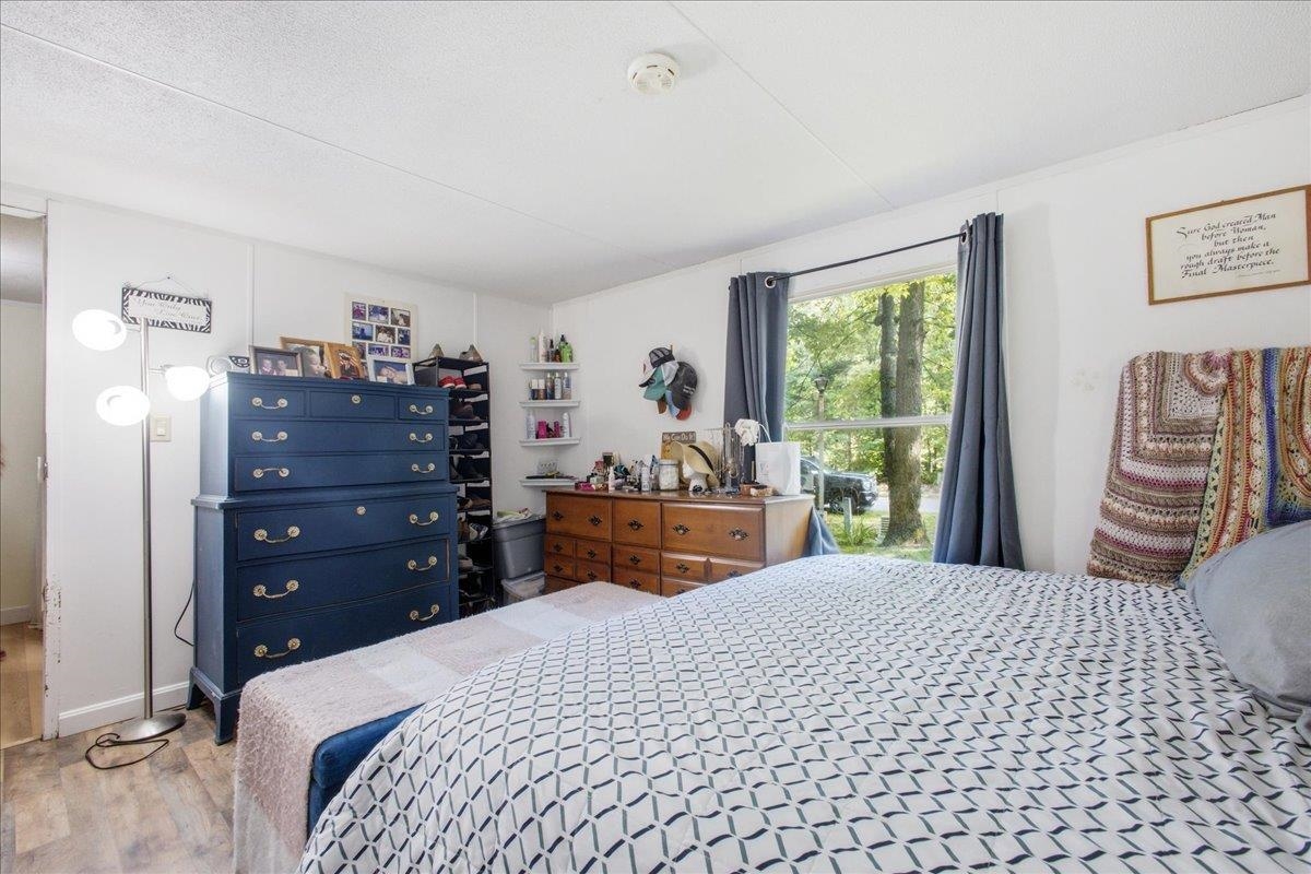 48 Lexington Road photo 15