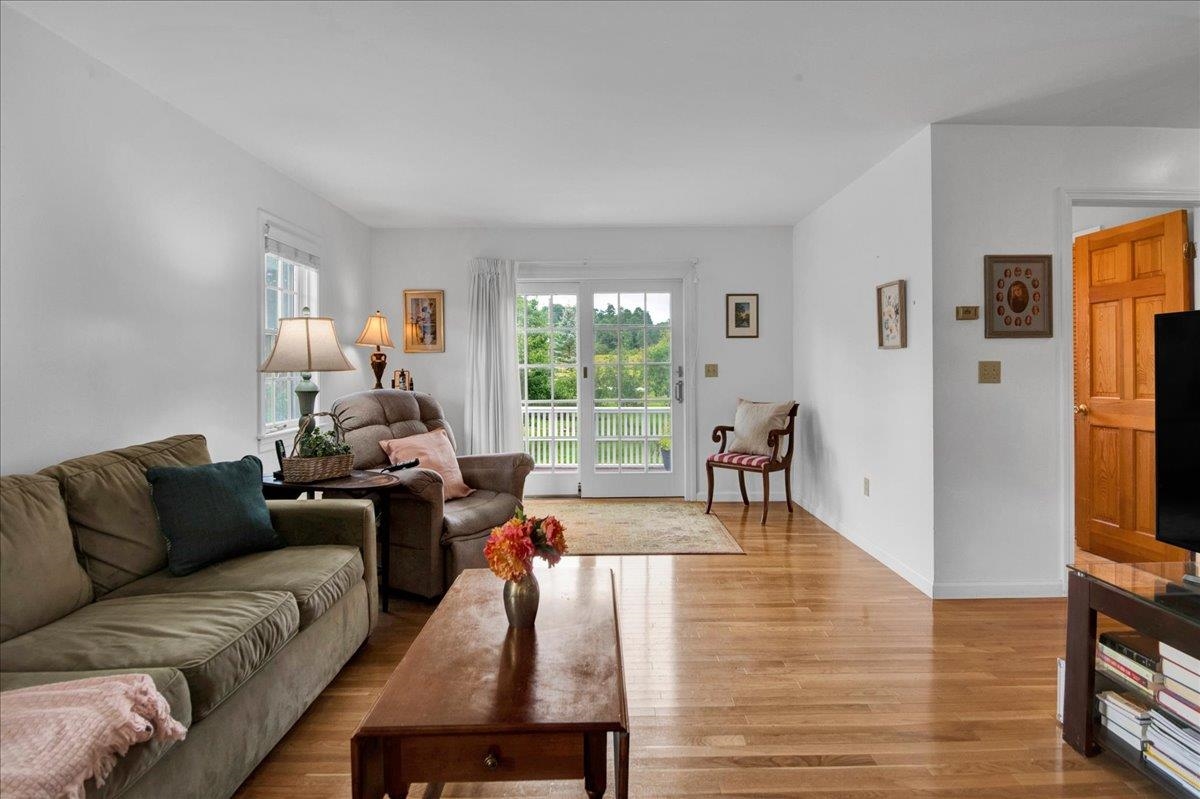 245 Pleasant Acres Drive photo 16
