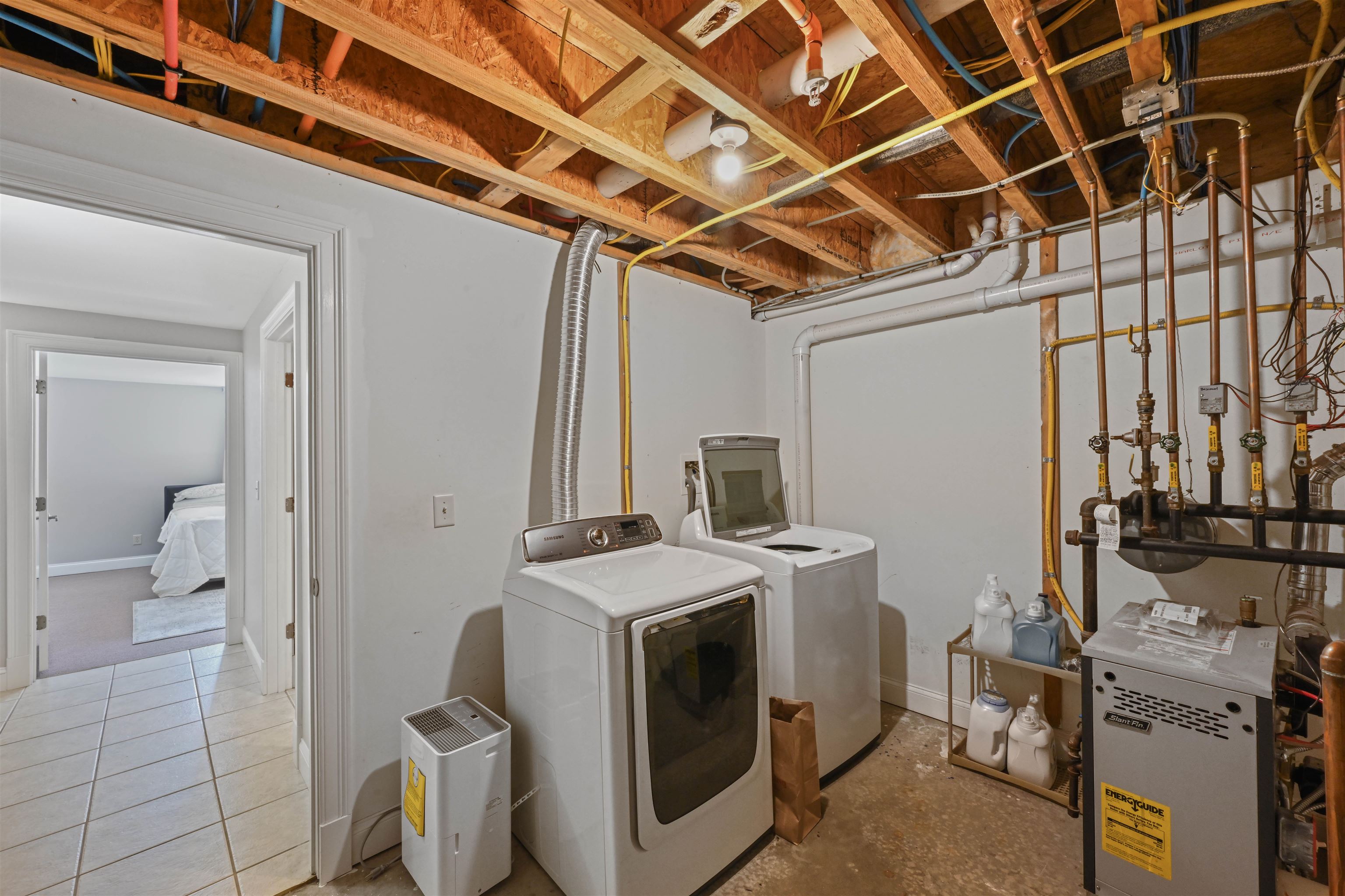 1044 North Avenue photo 25
