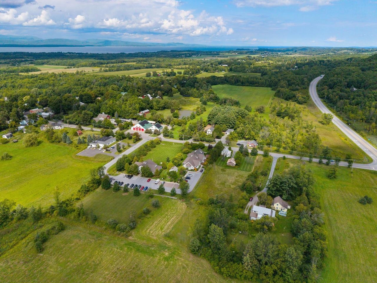 89 Ferry Road photo 39