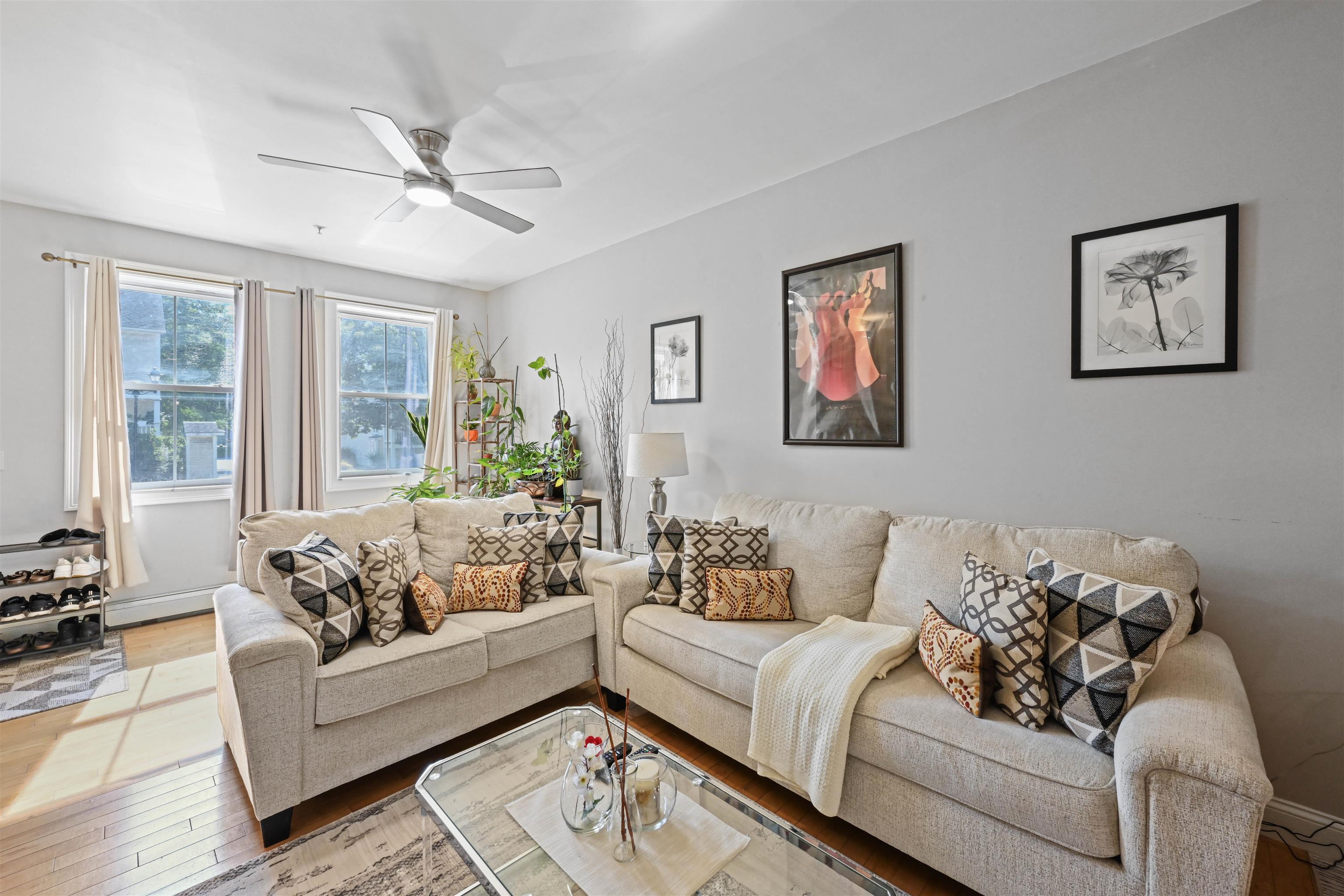 1044 North Avenue photo 8