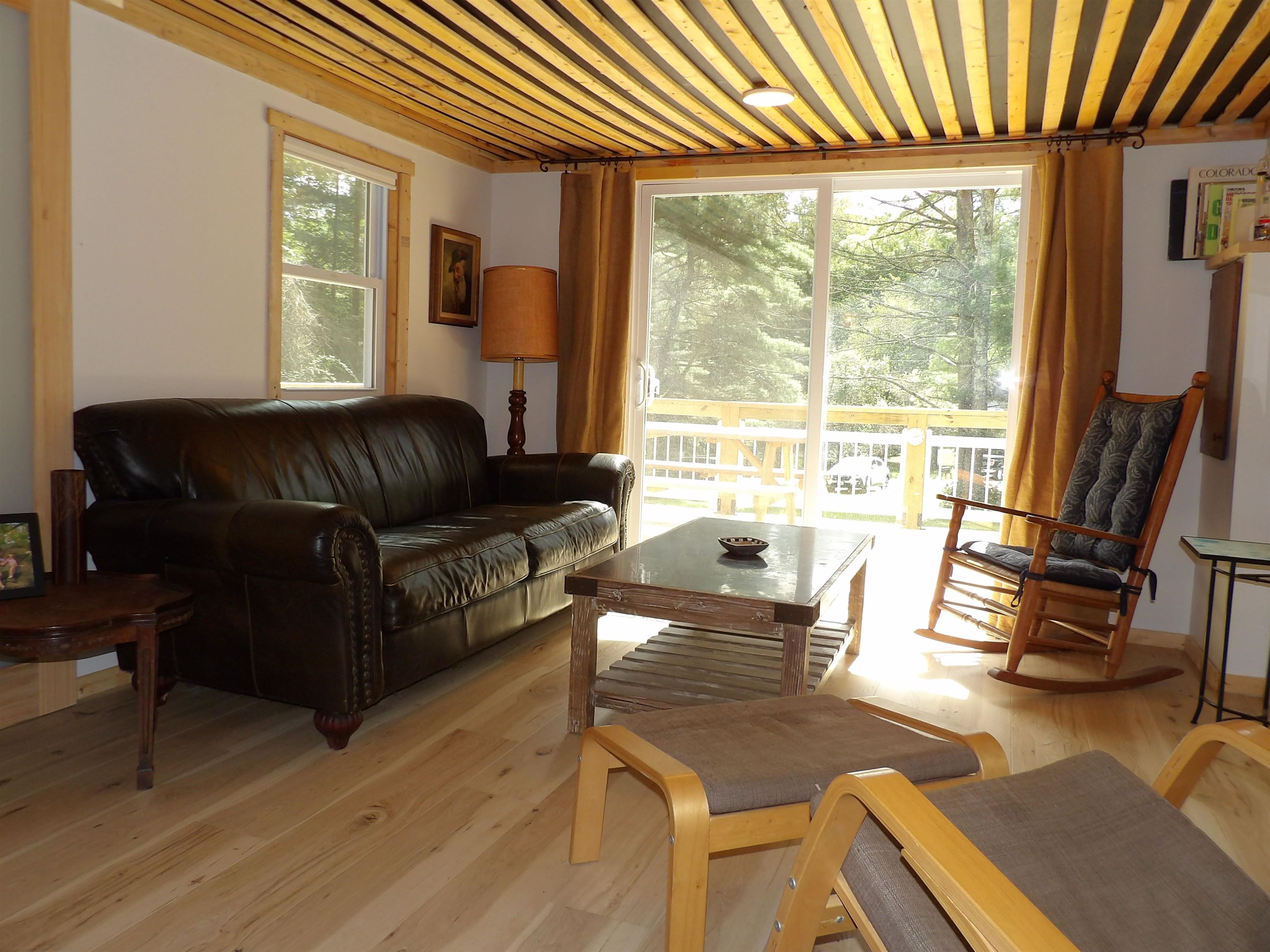 210 Mumford Drive photo 13
