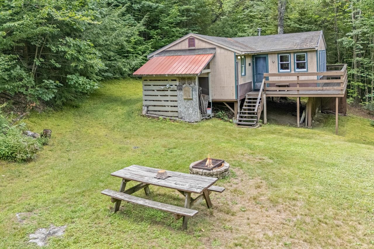 243 Thompson Road photo 19