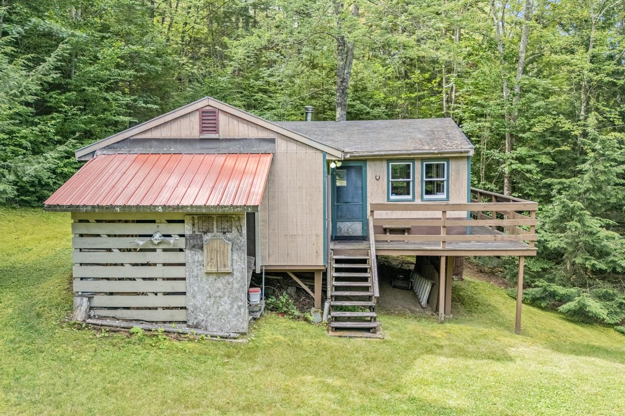 243 Thompson Road photo 2