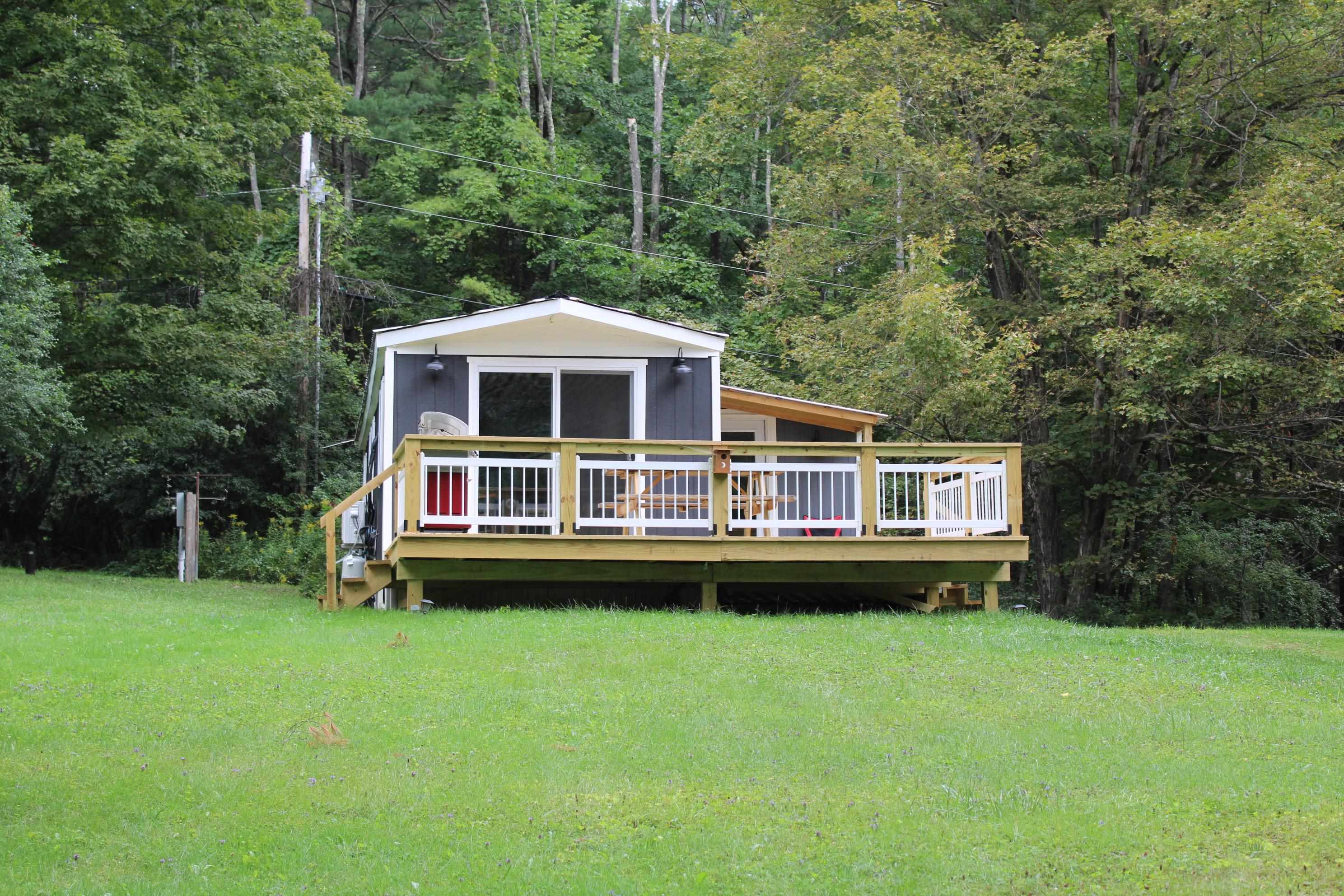 210 Mumford Drive photo 2
