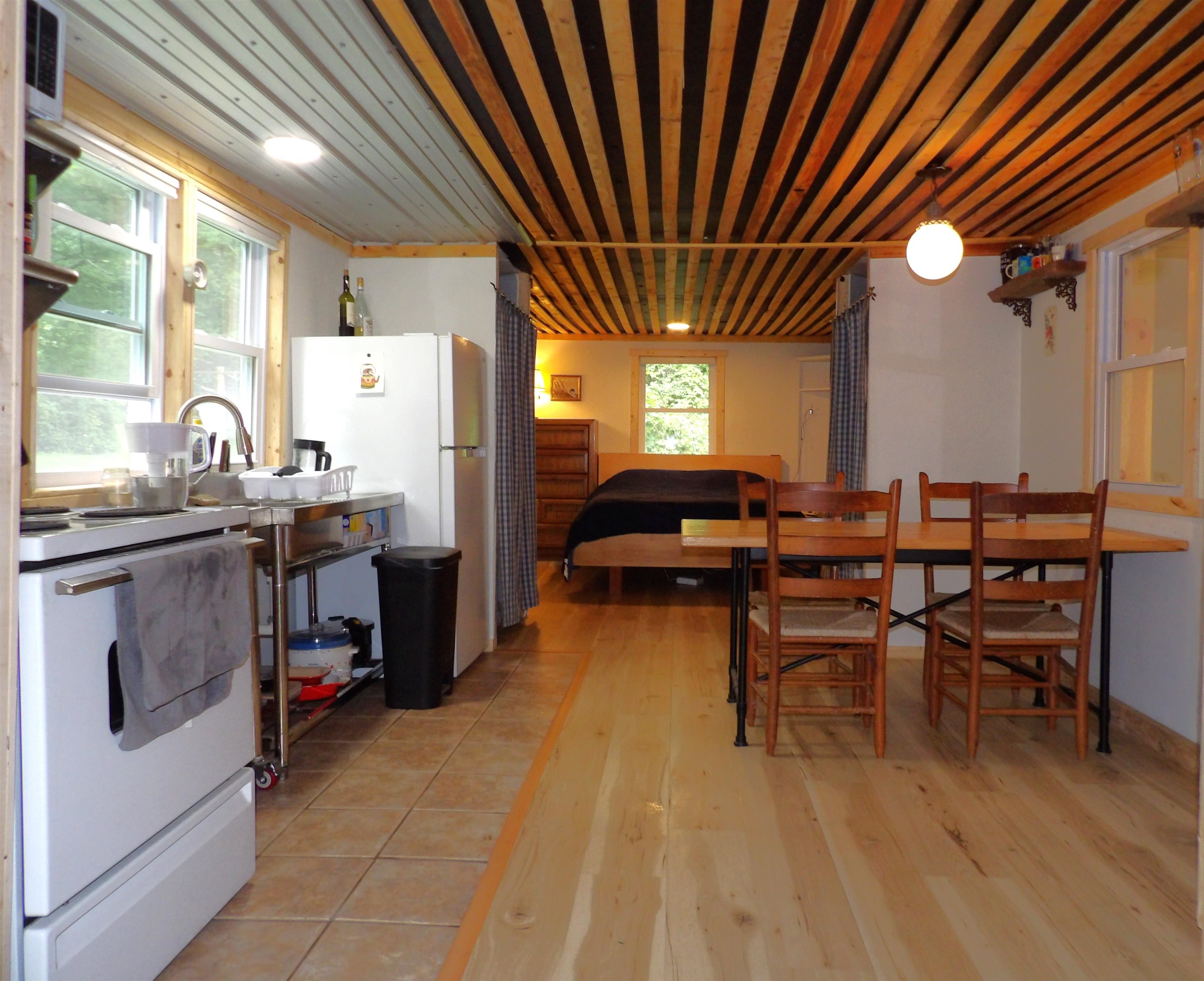 210 Mumford Drive photo 20
