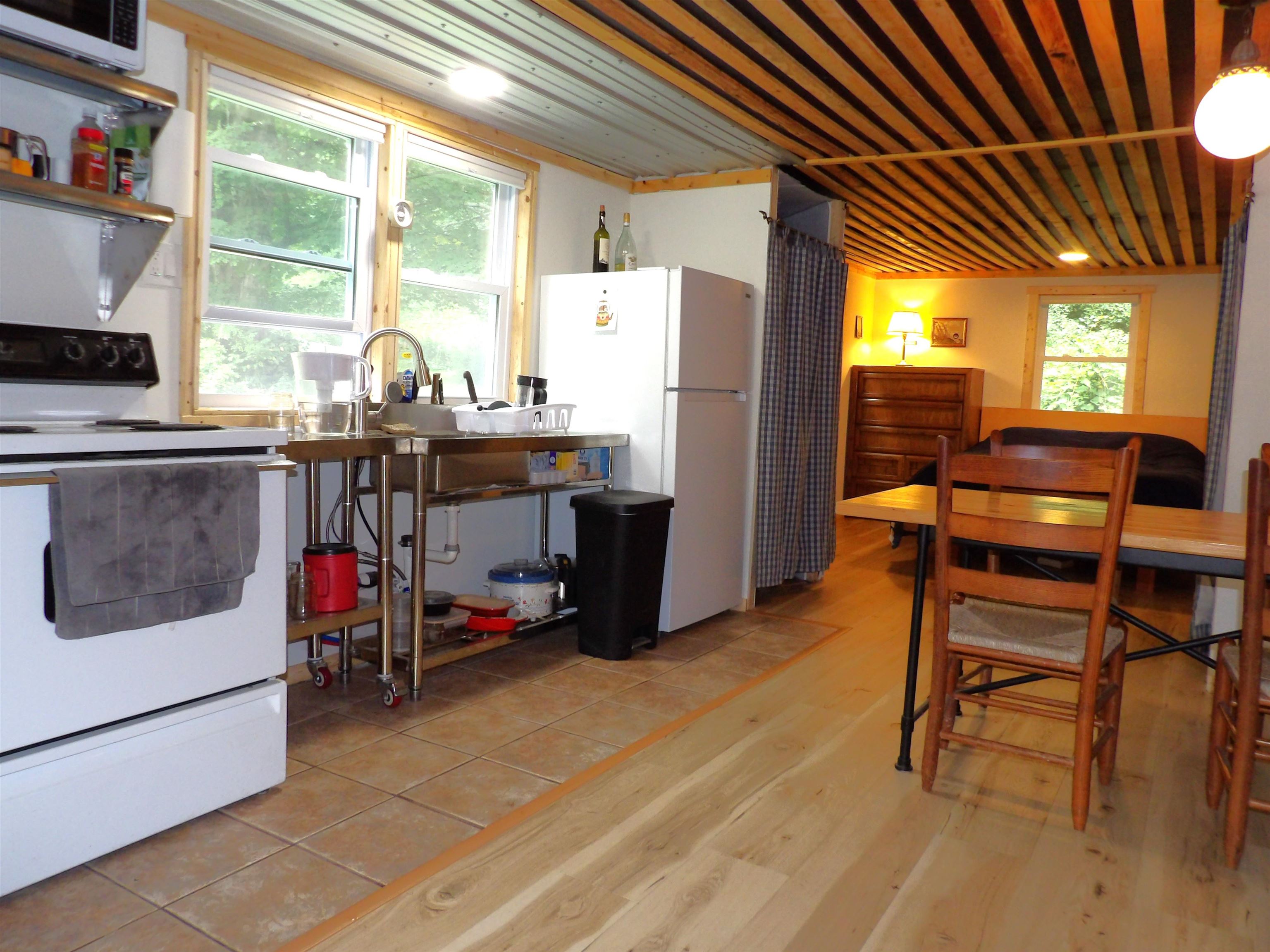 210 Mumford Drive photo 21