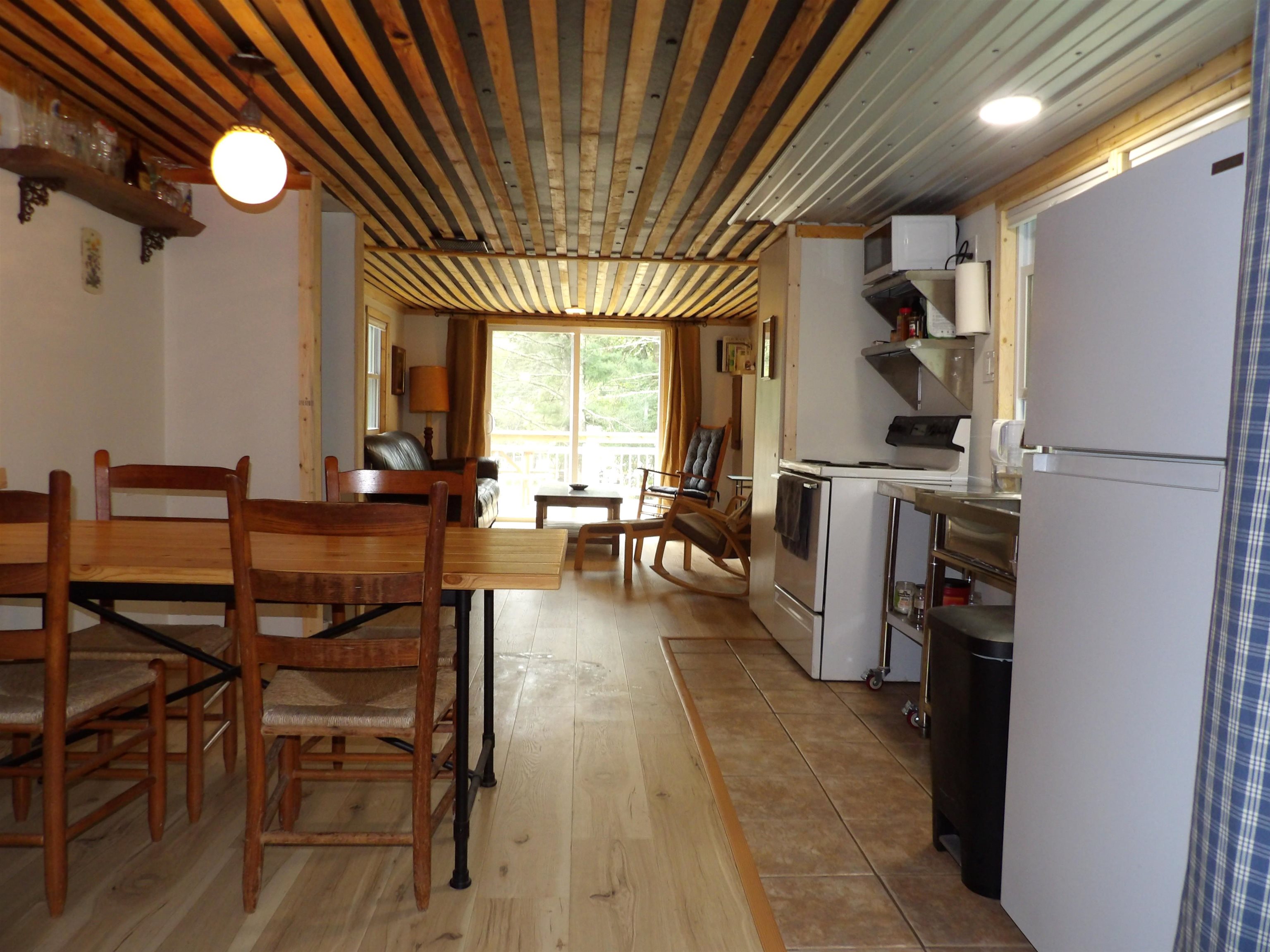 210 Mumford Drive photo 23