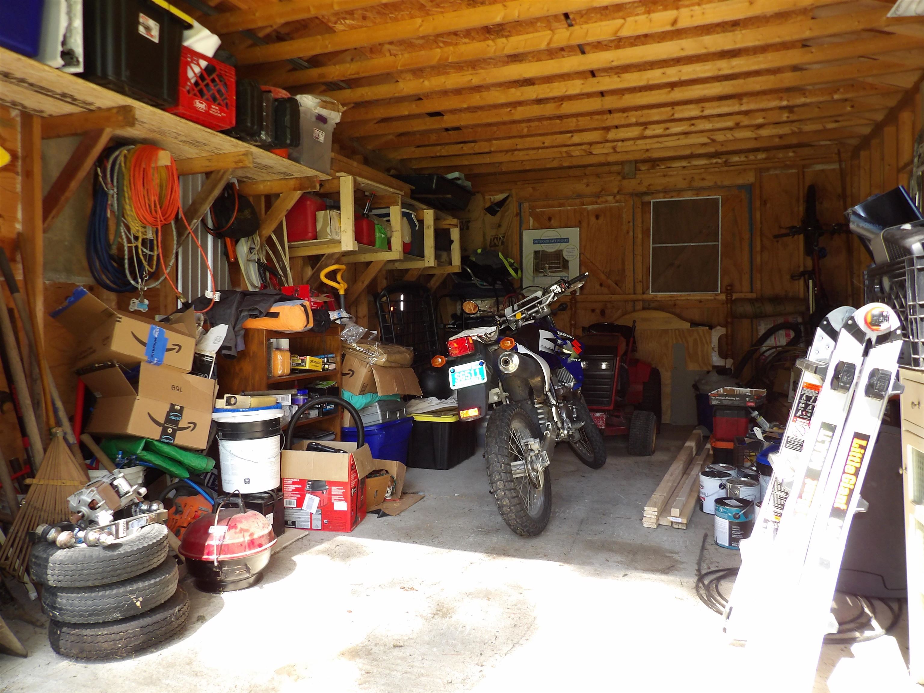 210 Mumford Drive photo 38