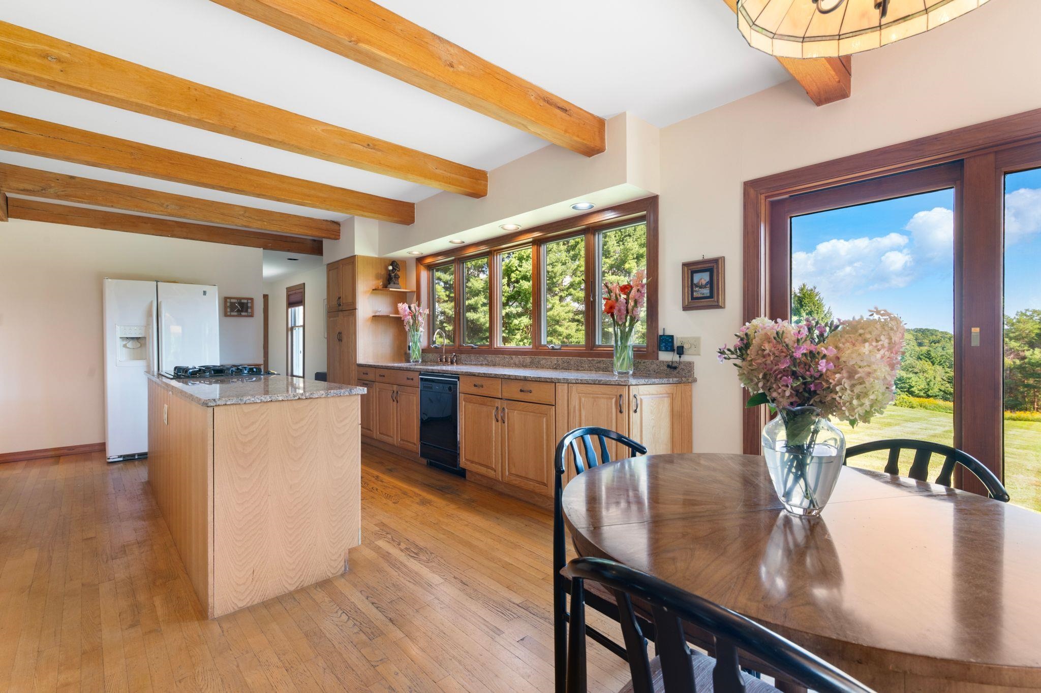 47 Oak Hill Drive photo 10