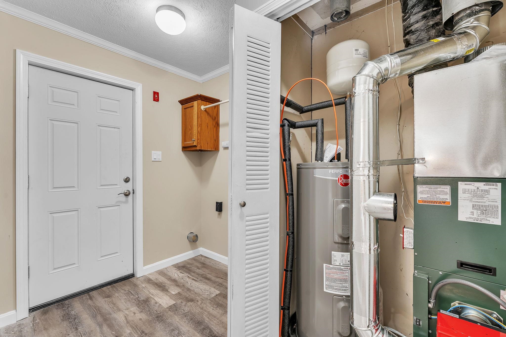 2040 South Walden Road photo 16
