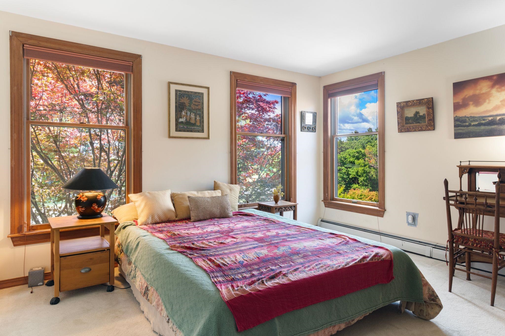 47 Oak Hill Drive photo 22