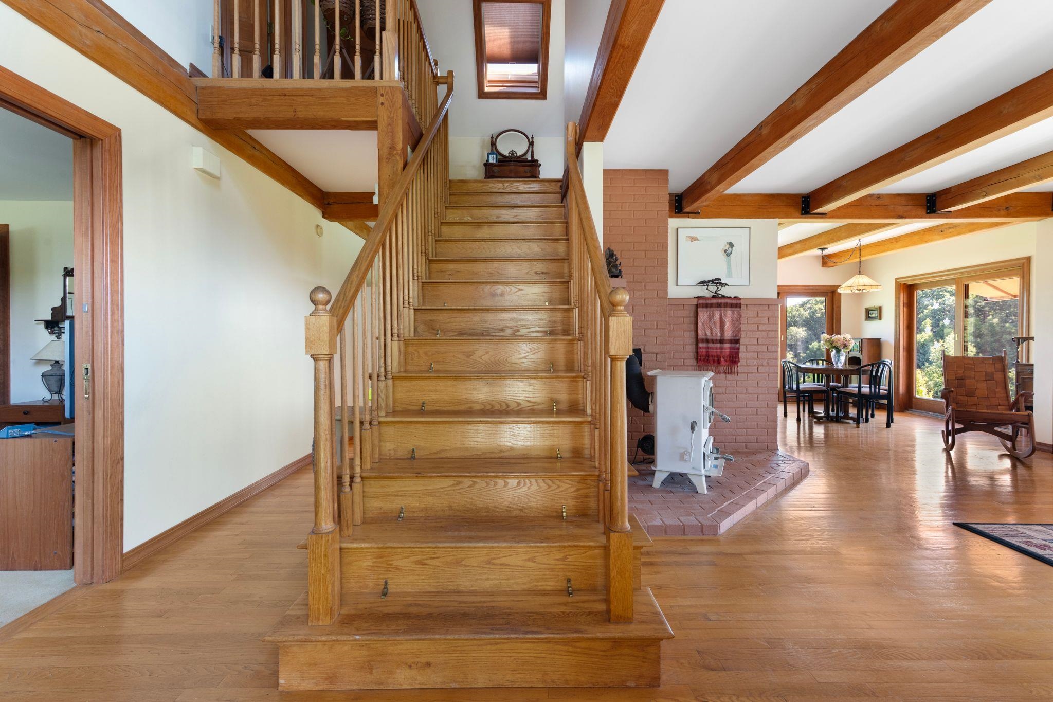 47 Oak Hill Drive photo 4