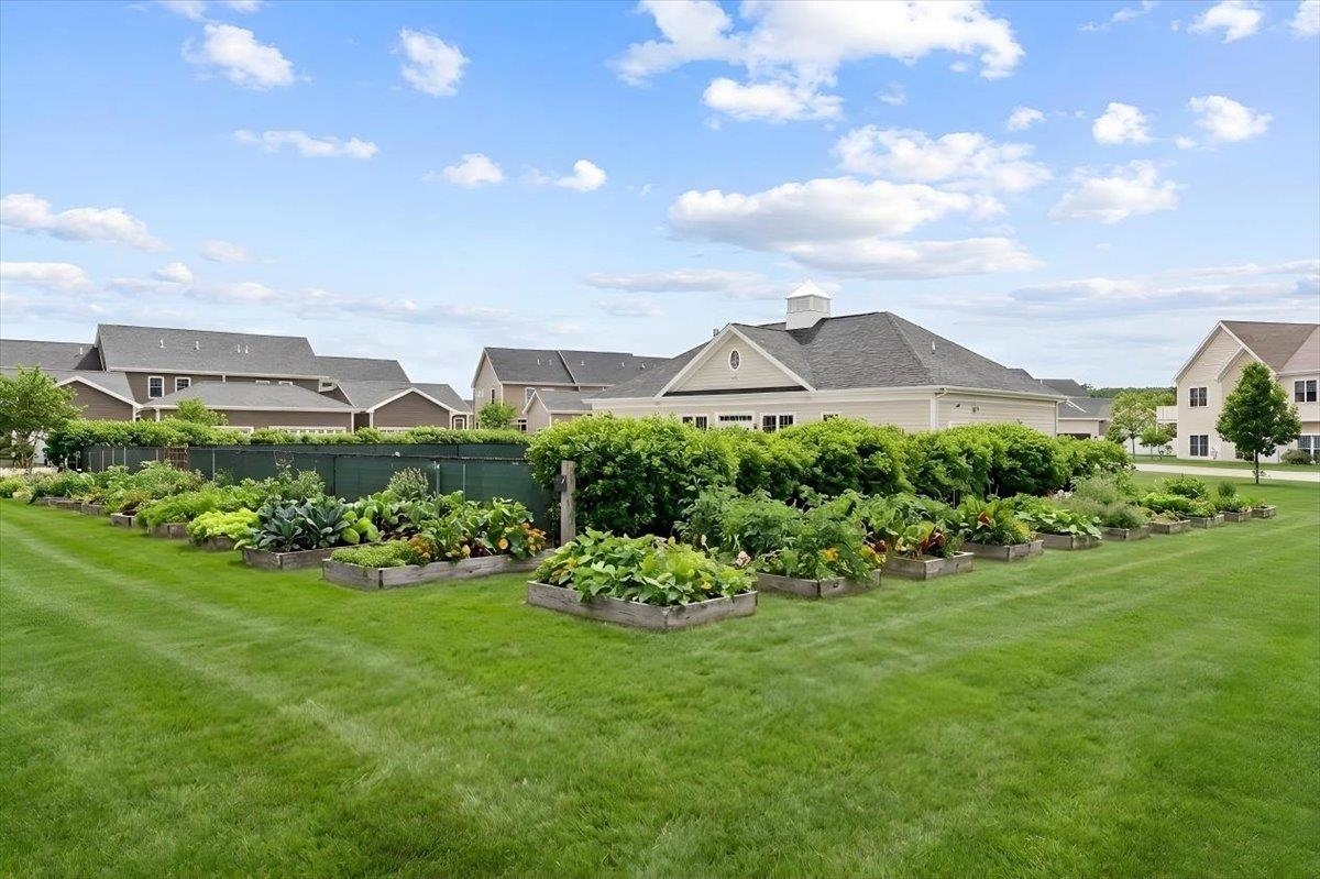 462 Zephyr Road photo 48
