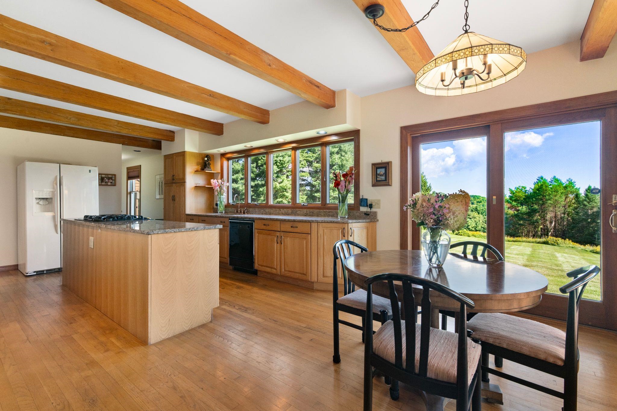 47 Oak Hill Drive photo 8