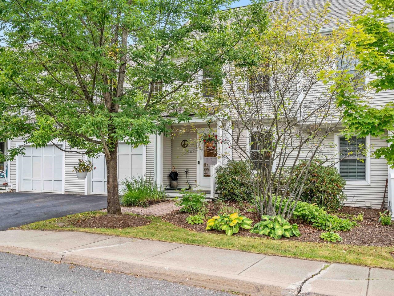 30 Mansfield Lane photo 2