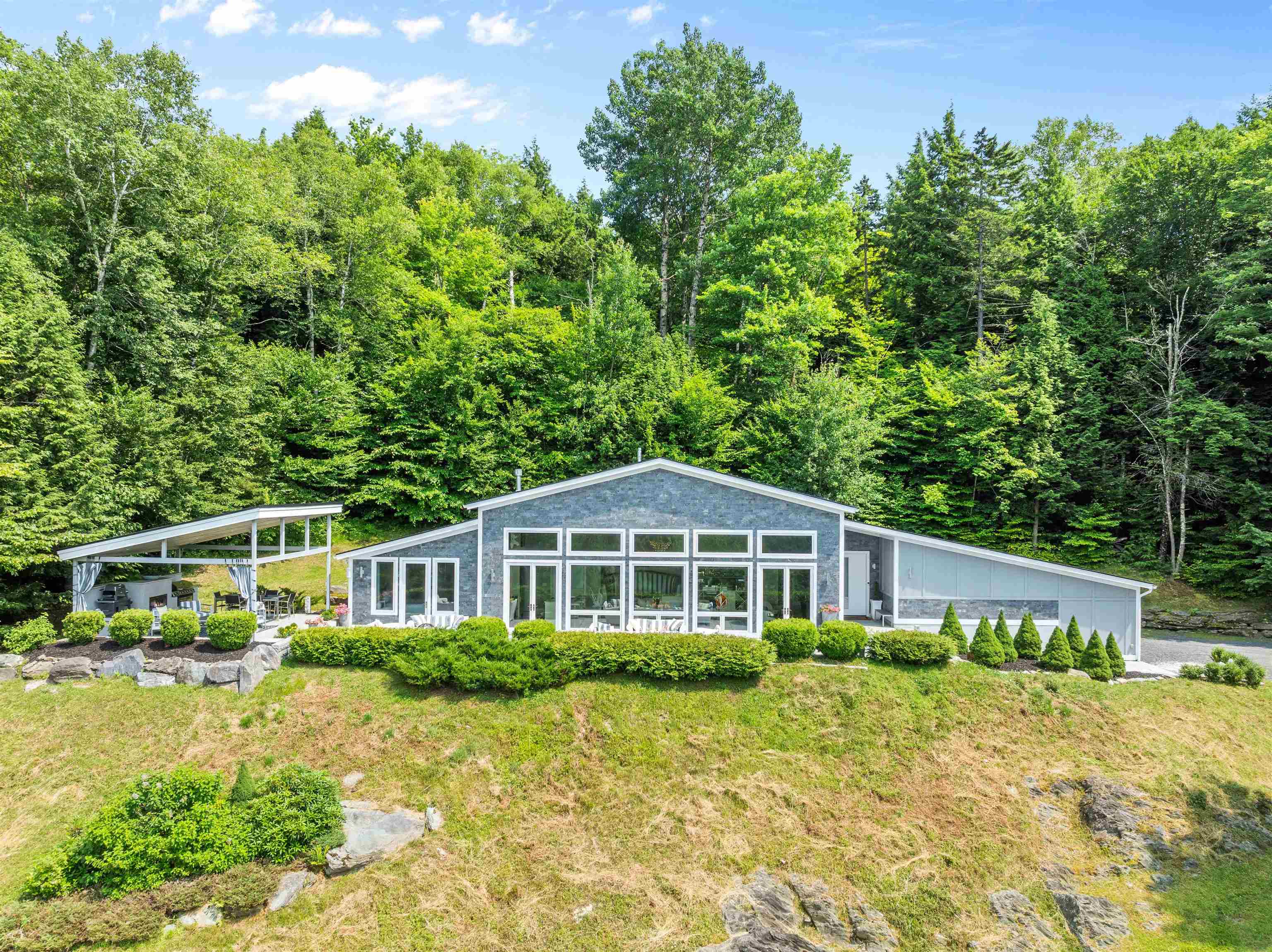 Single Family in Stowe VT