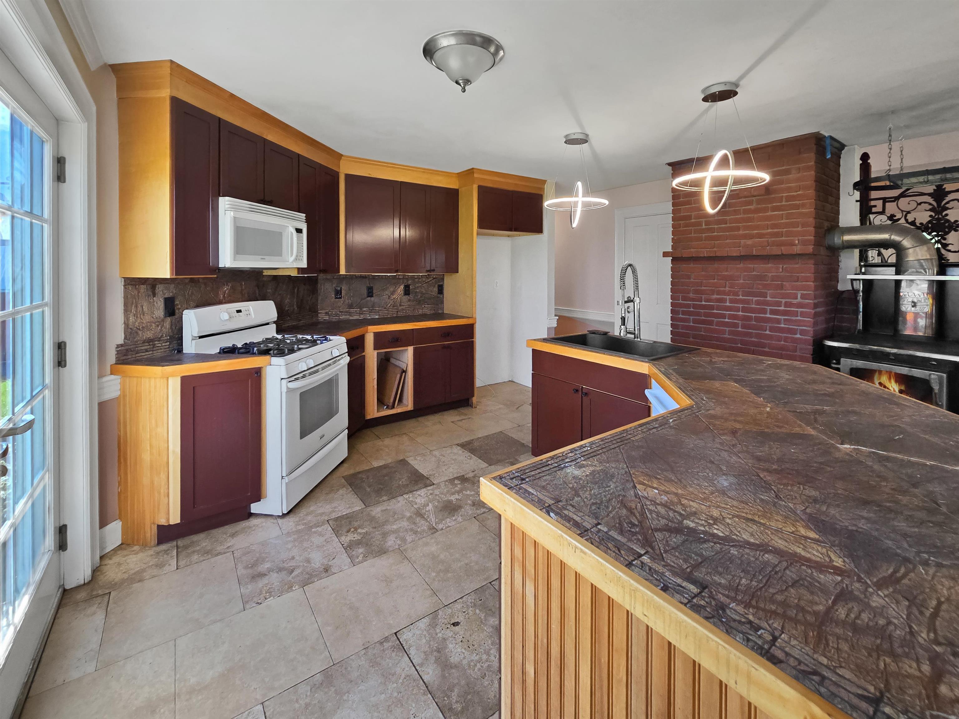 883 Goodrich Cross Road photo 13