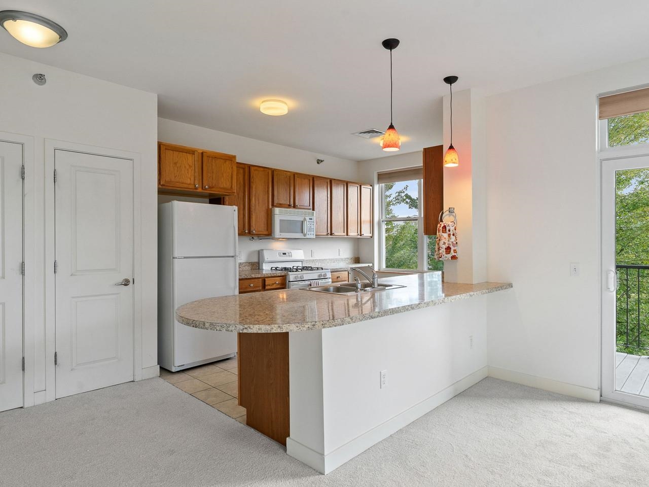410 Farrell Street photo 33