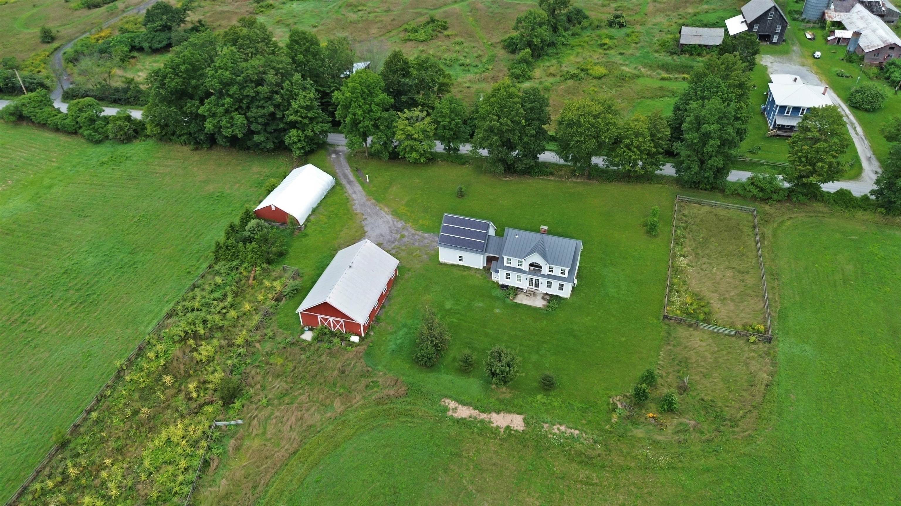 883 Goodrich Cross Road photo 57