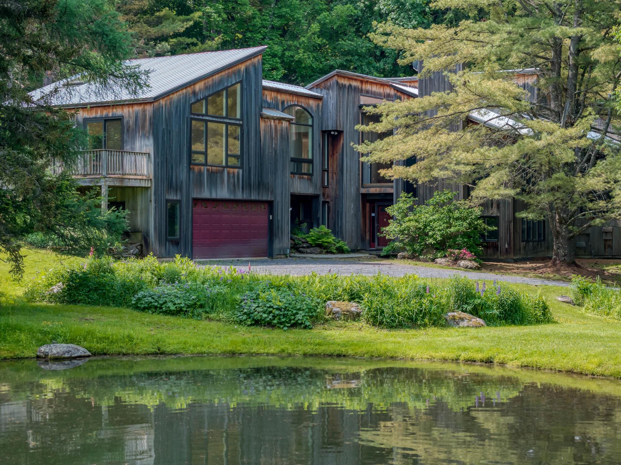 Single Family in Stowe VT