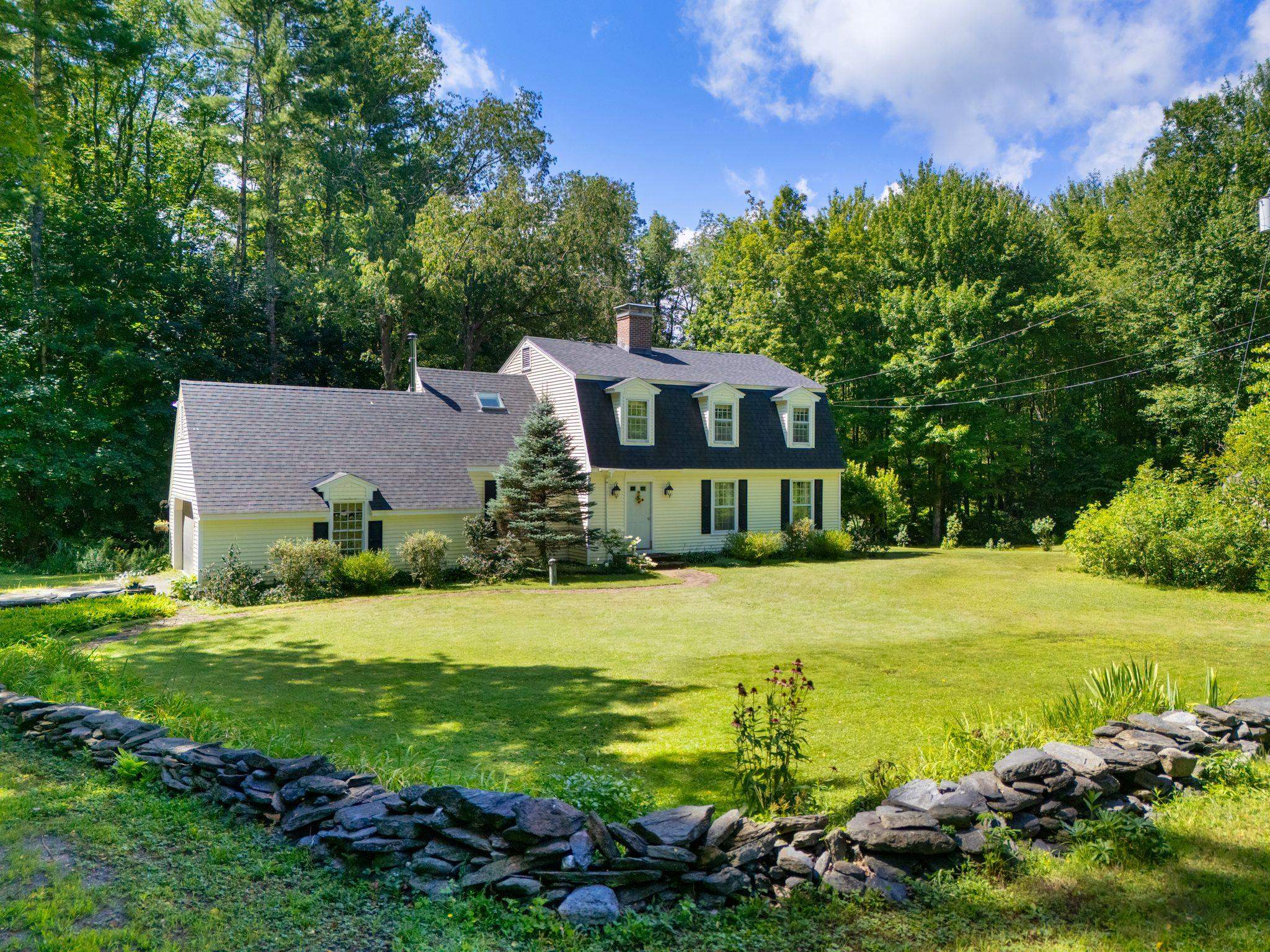 354 Orchard Street photo 1