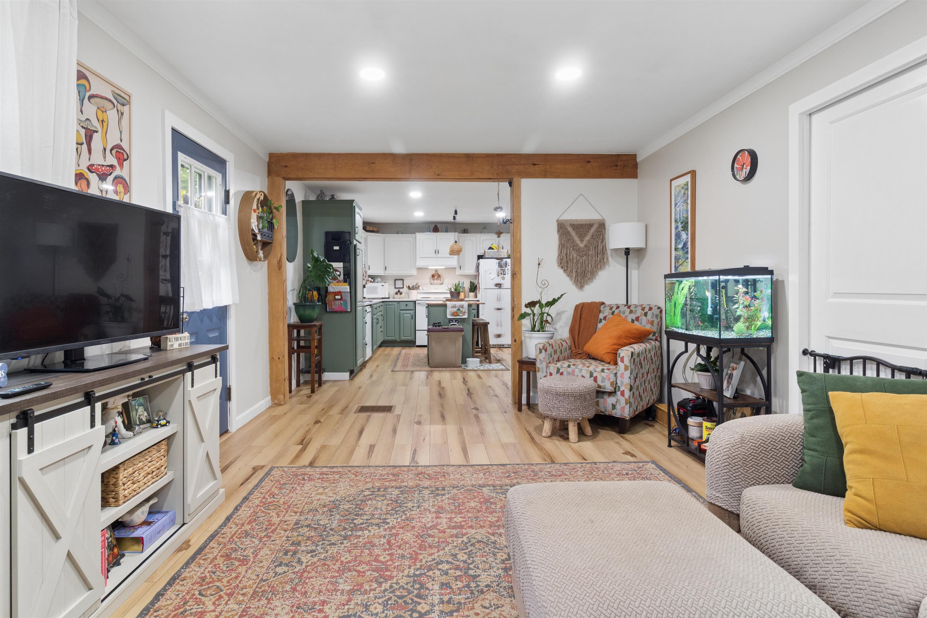291 Sam Webb Road photo 14