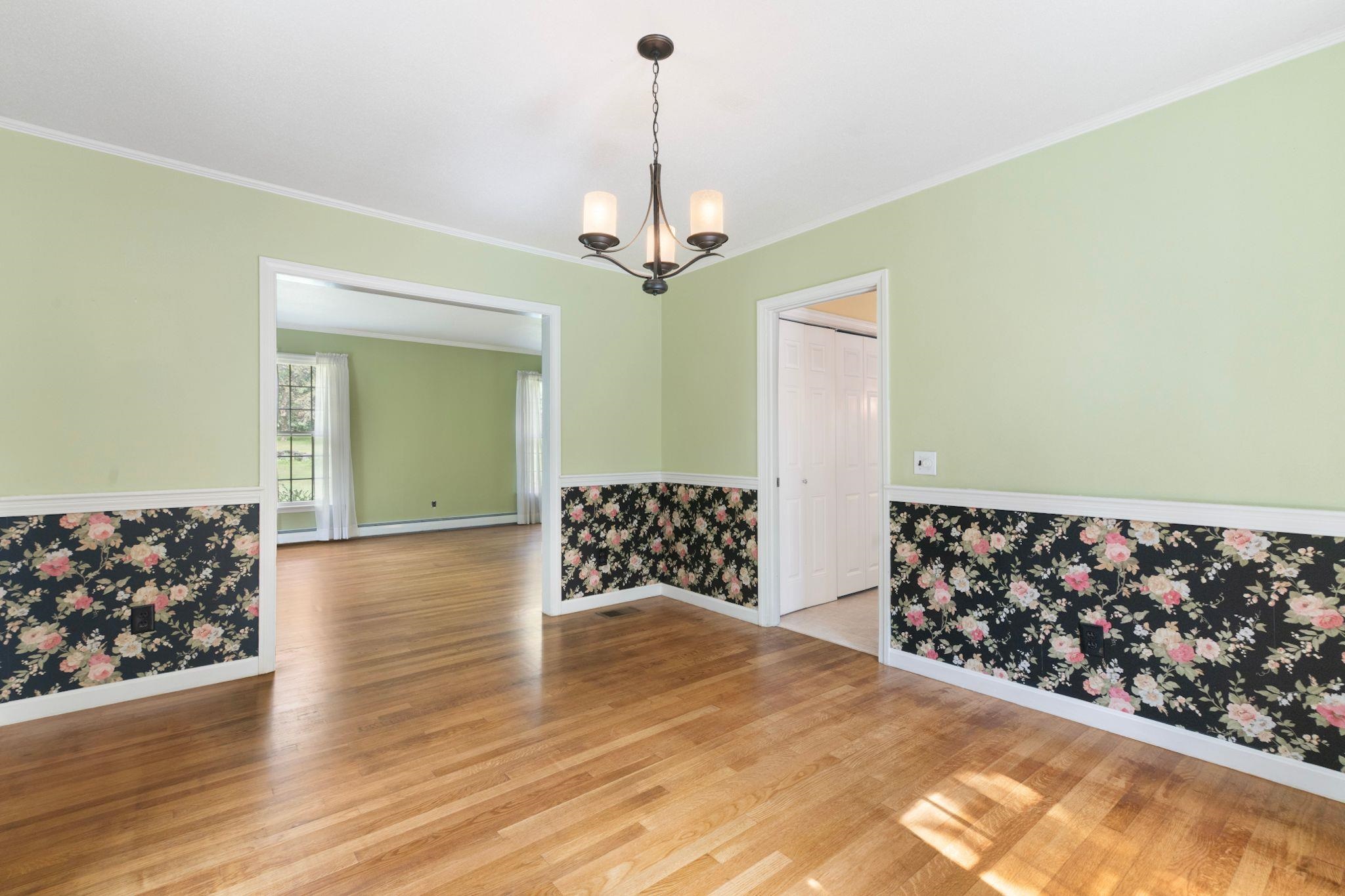354 Orchard Street photo 16