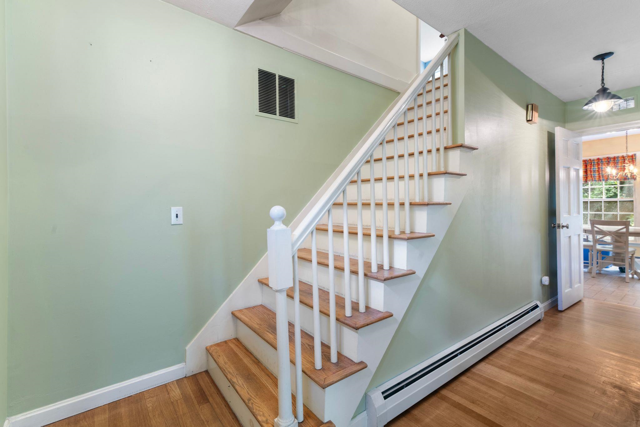 354 Orchard Street photo 18