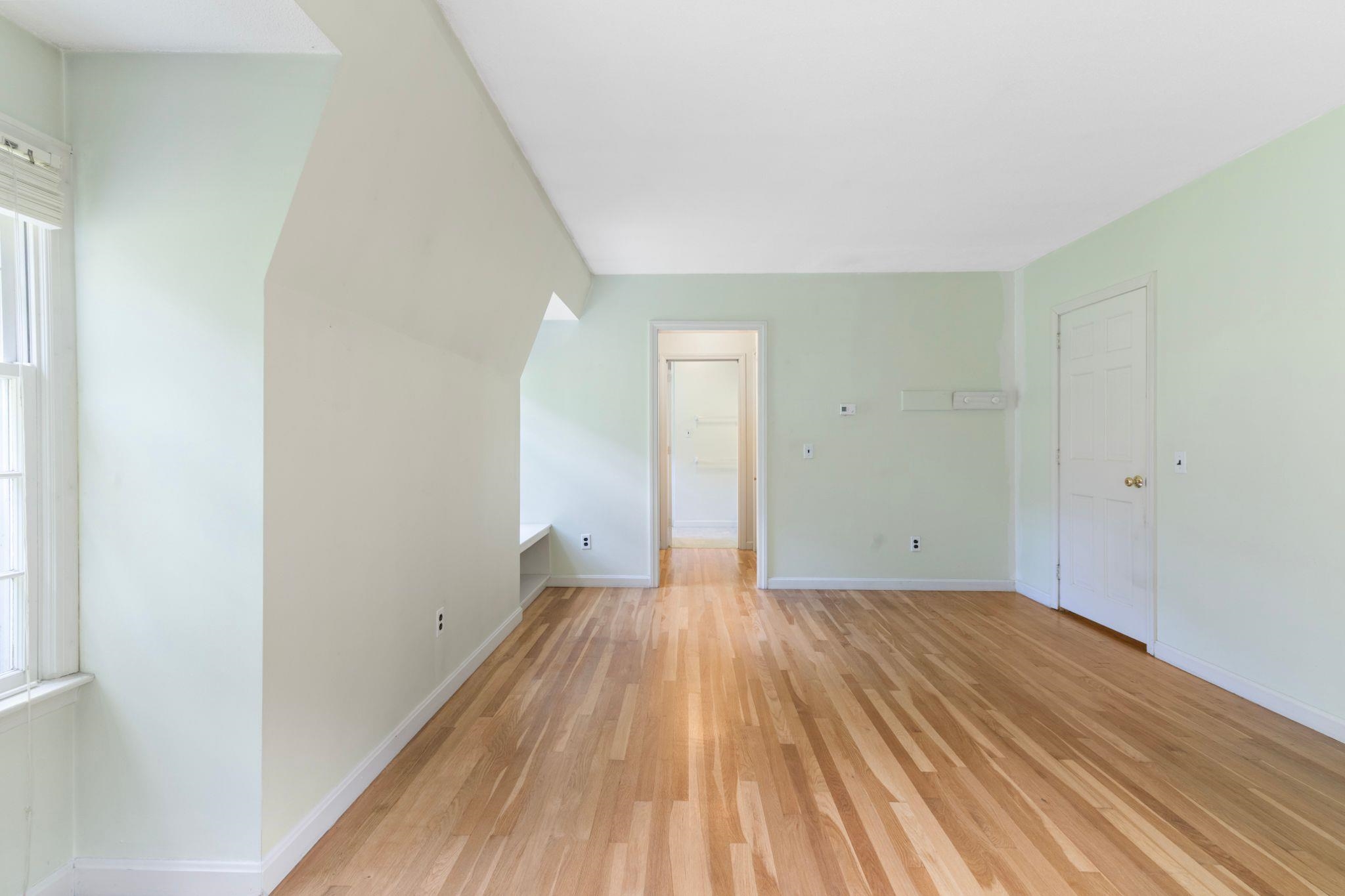 354 Orchard Street photo 19