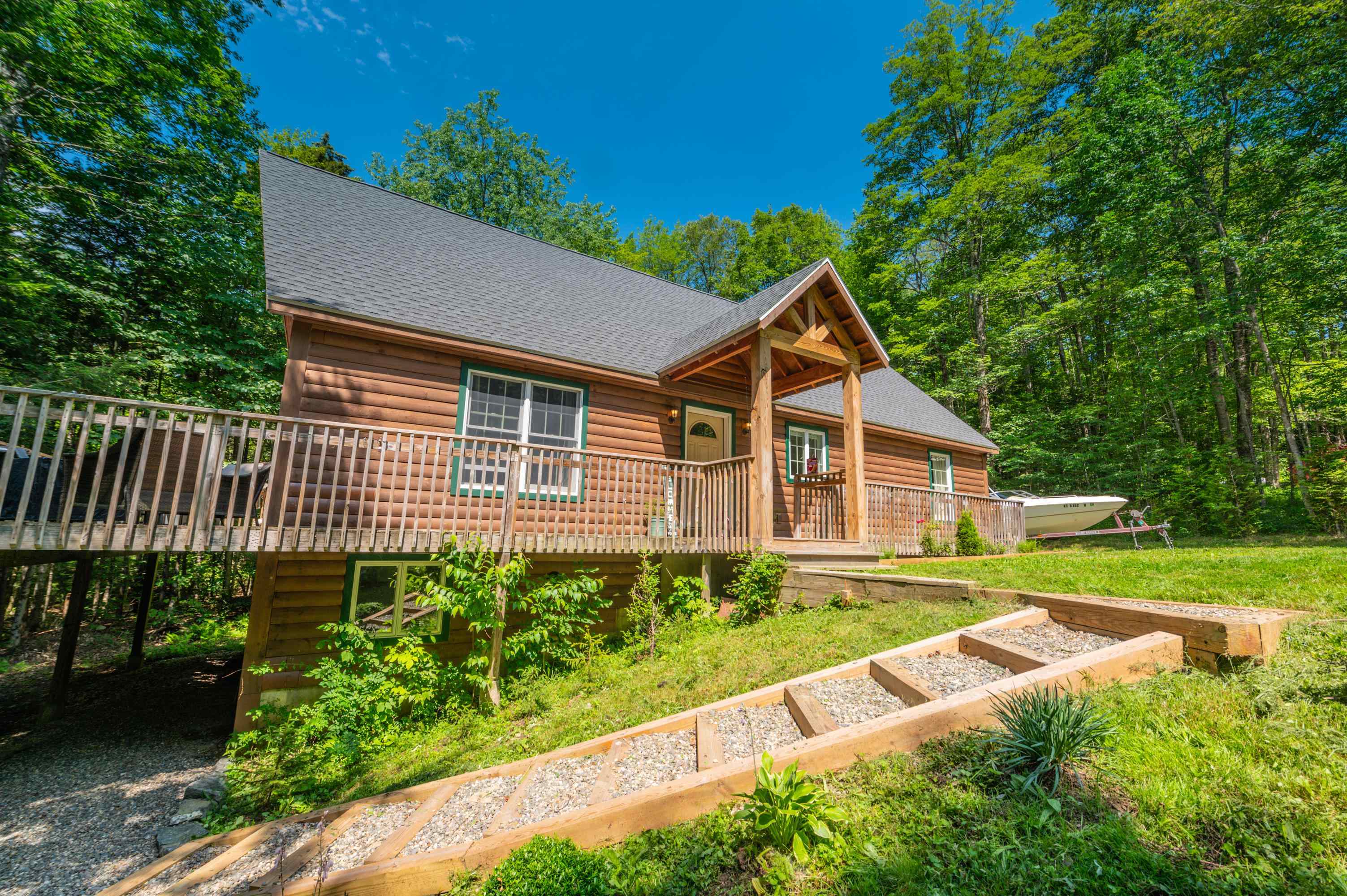 9 Greer Court photo 2