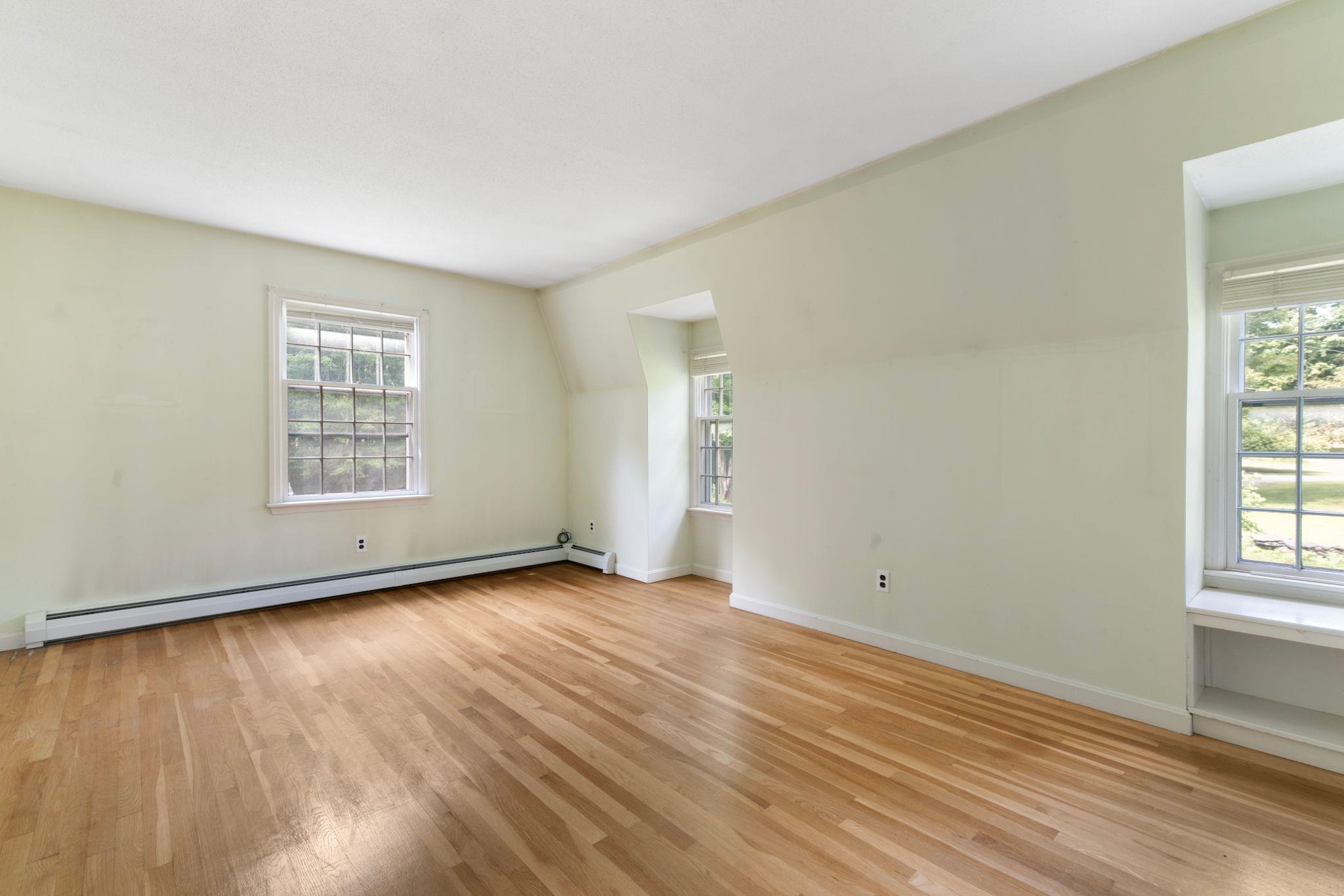 354 Orchard Street photo 21