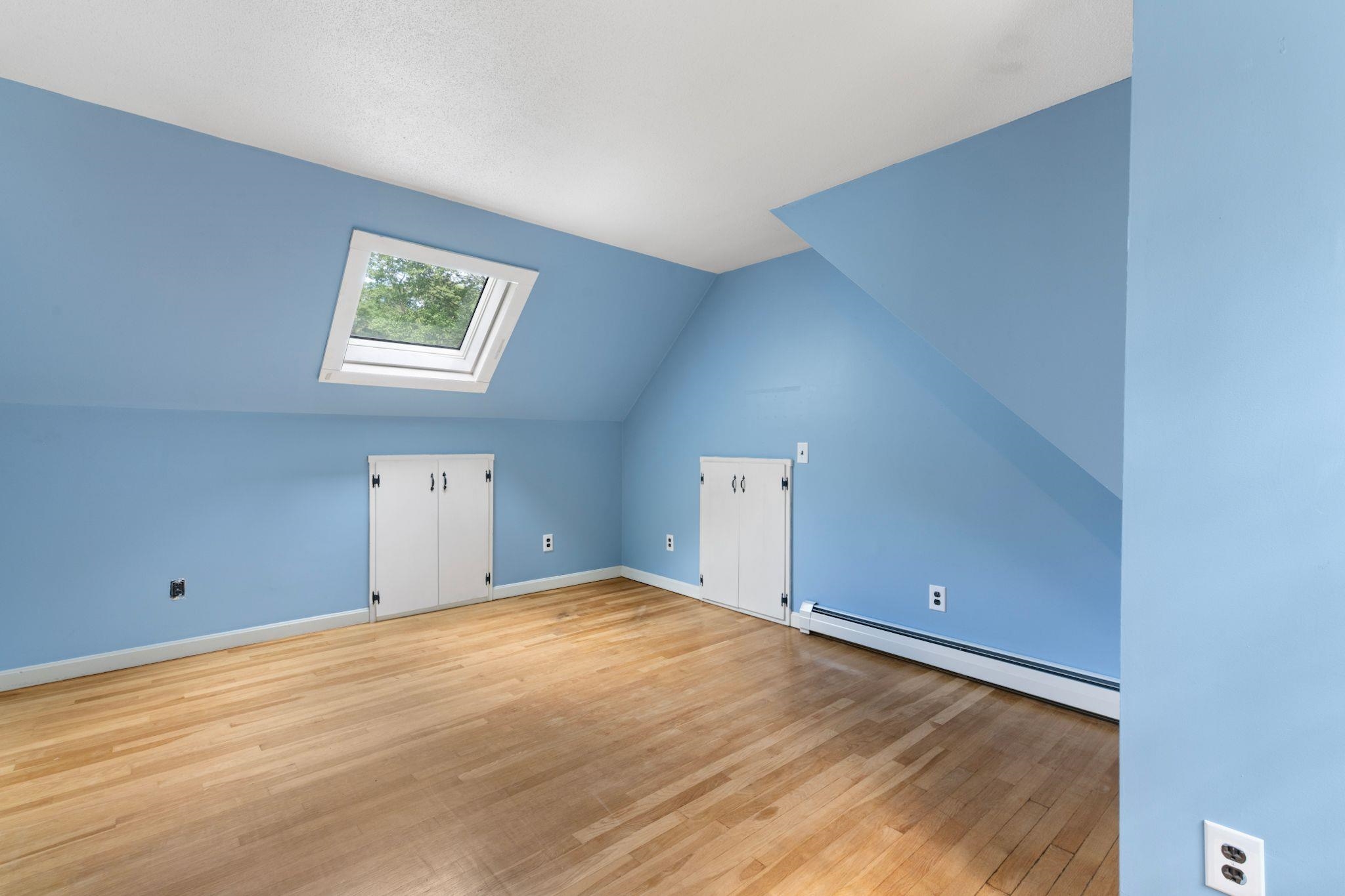 354 Orchard Street photo 23