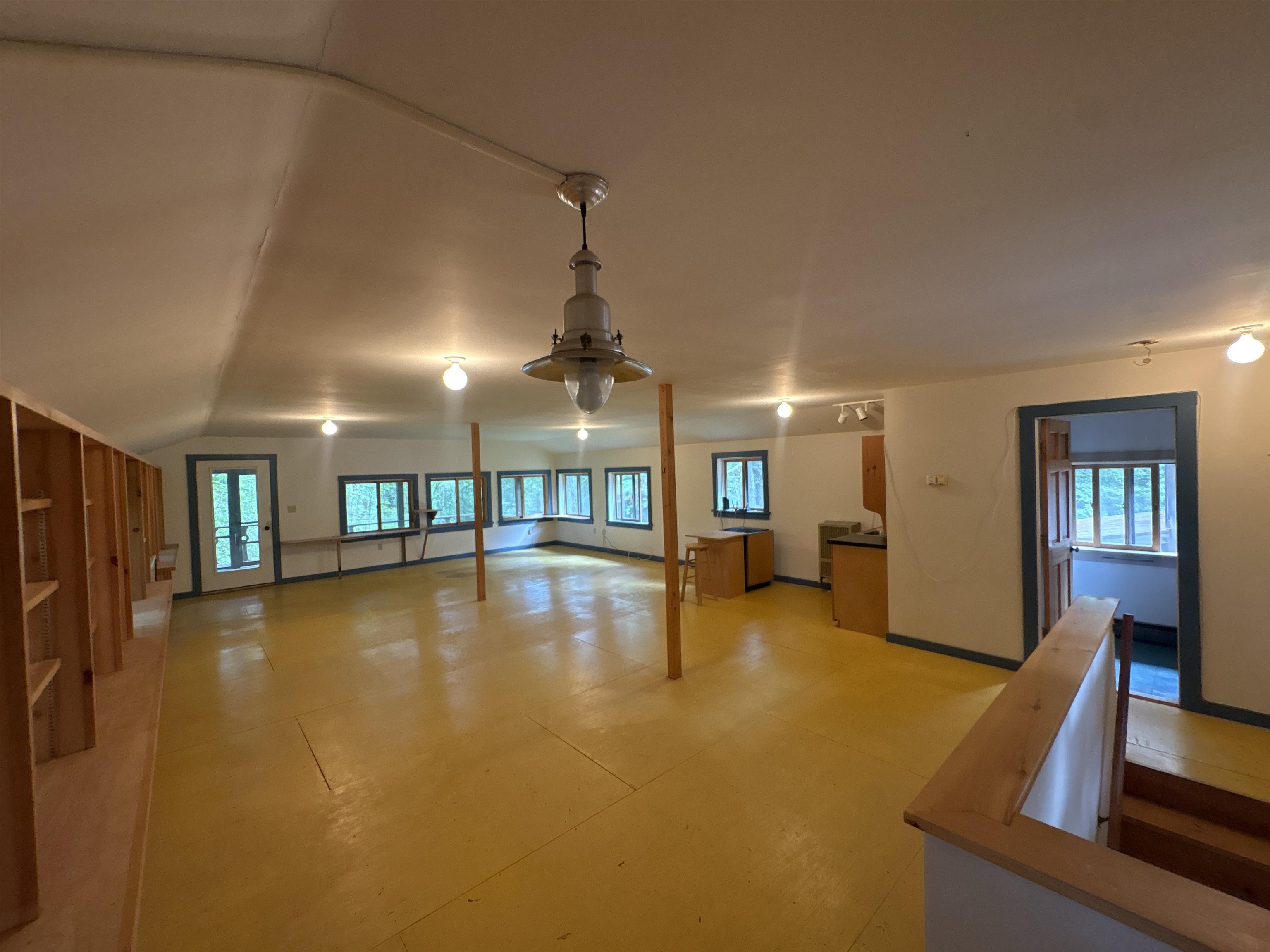 81 Honeysuckle Lane photo 25
