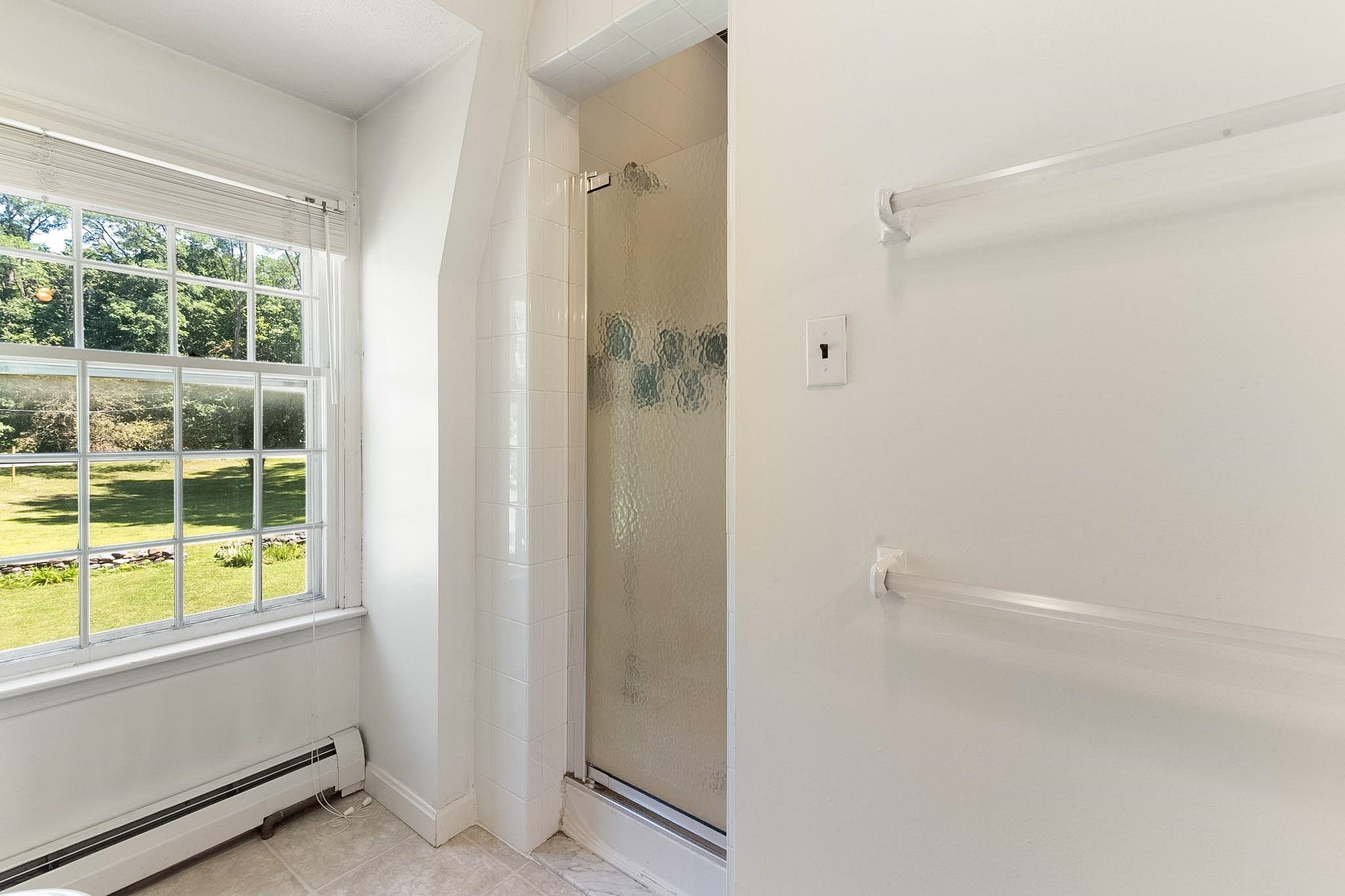 354 Orchard Street photo 27