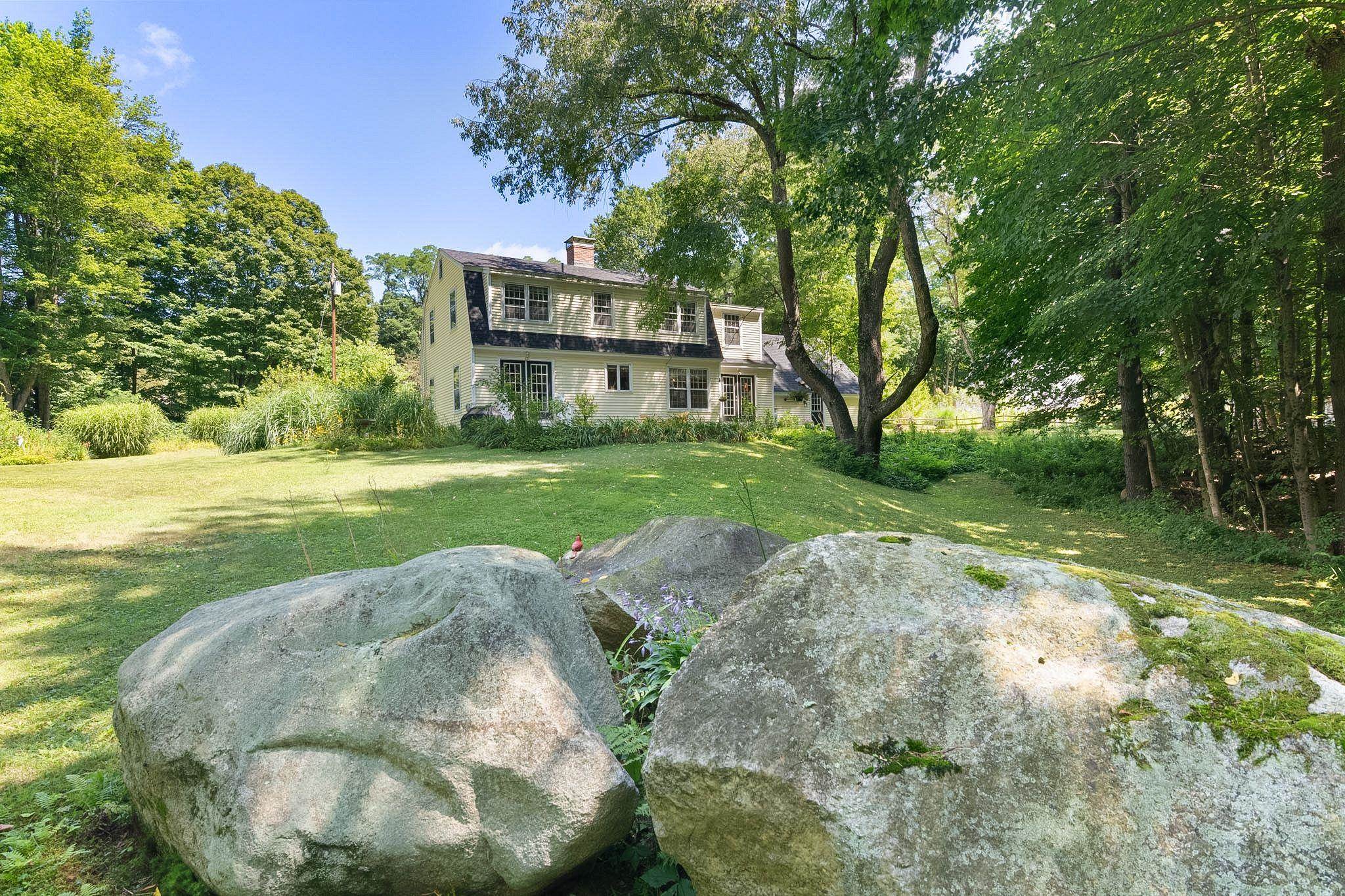 354 Orchard Street photo 30