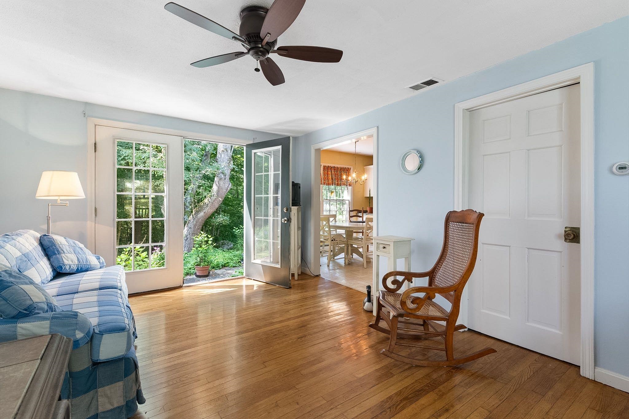 354 Orchard Street photo 8