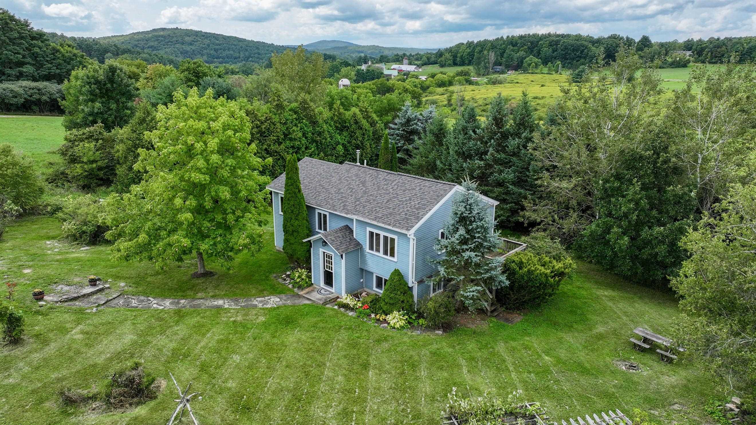 50 Fog Valley Road photo 1