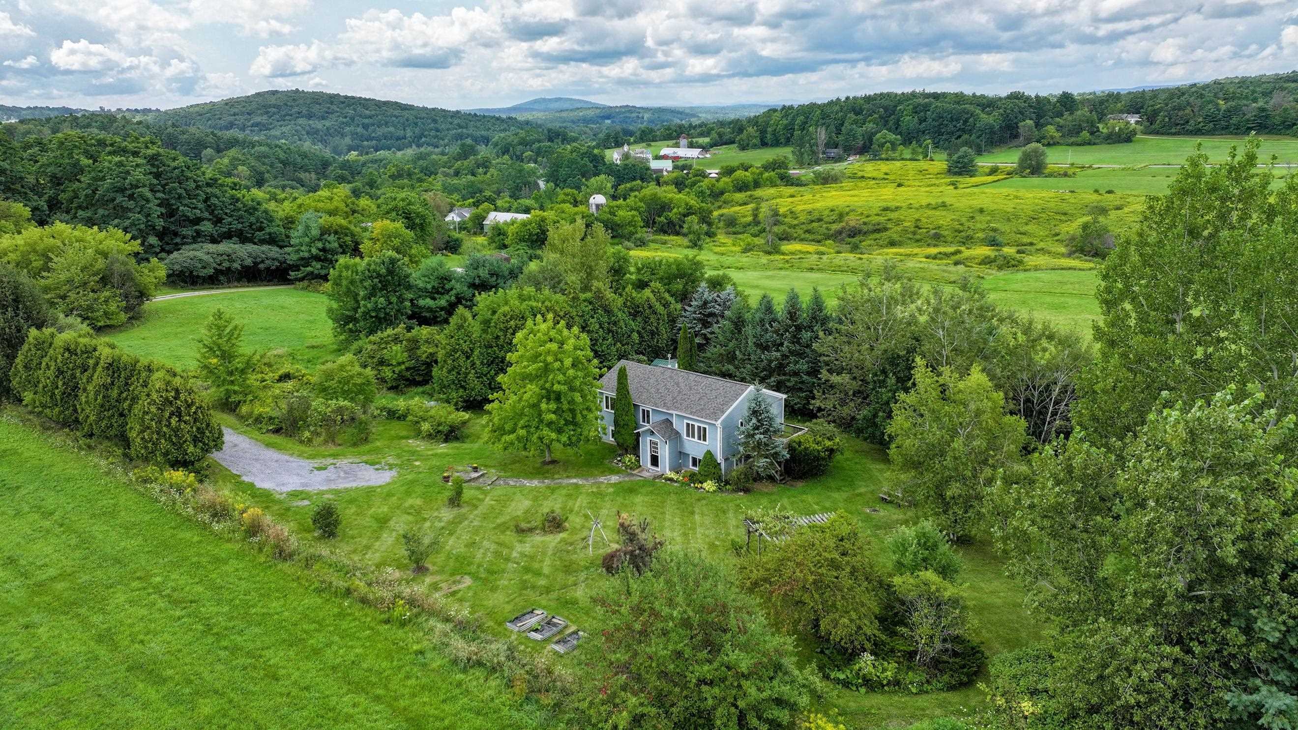 50 Fog Valley Road photo 3