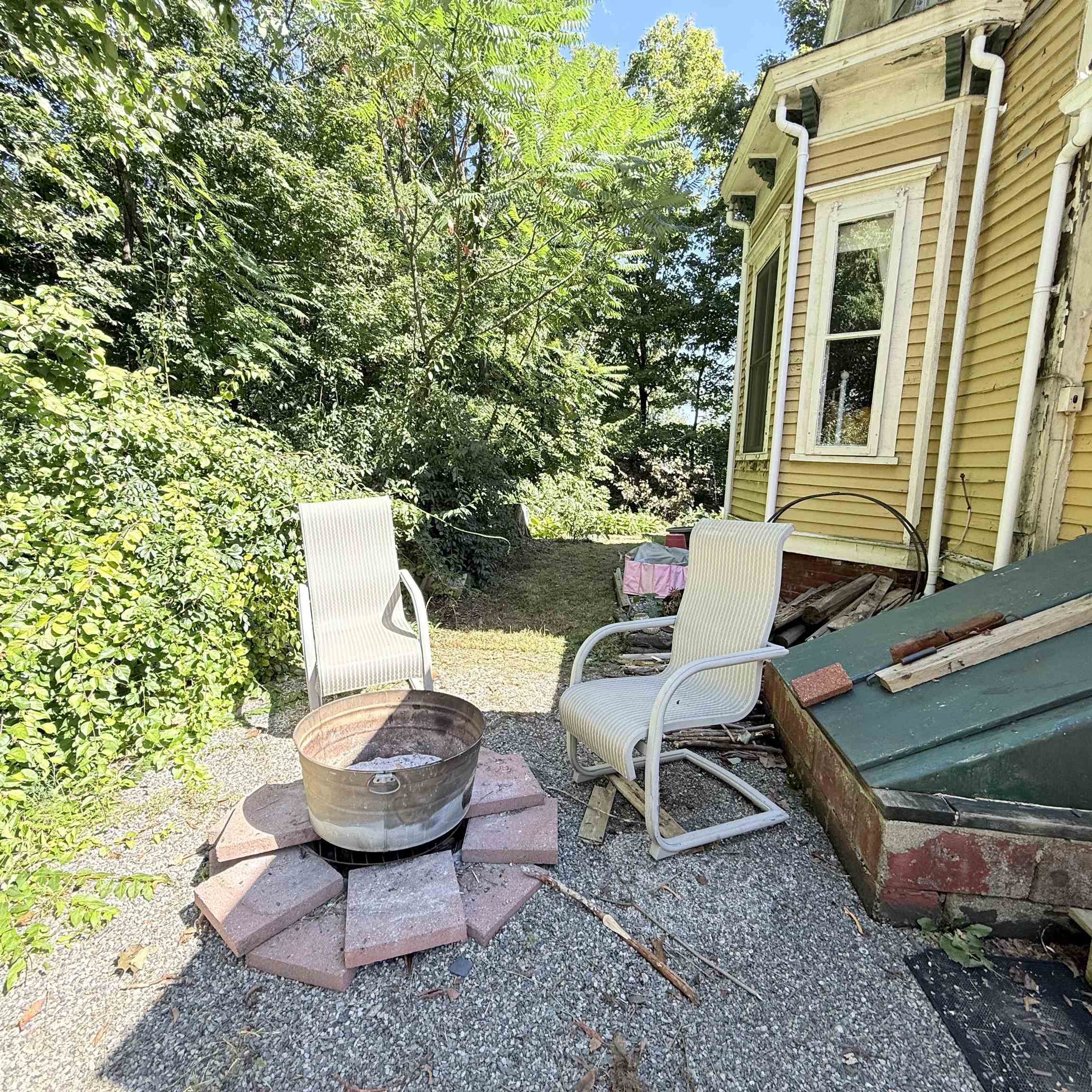 59 Highland Street photo 45