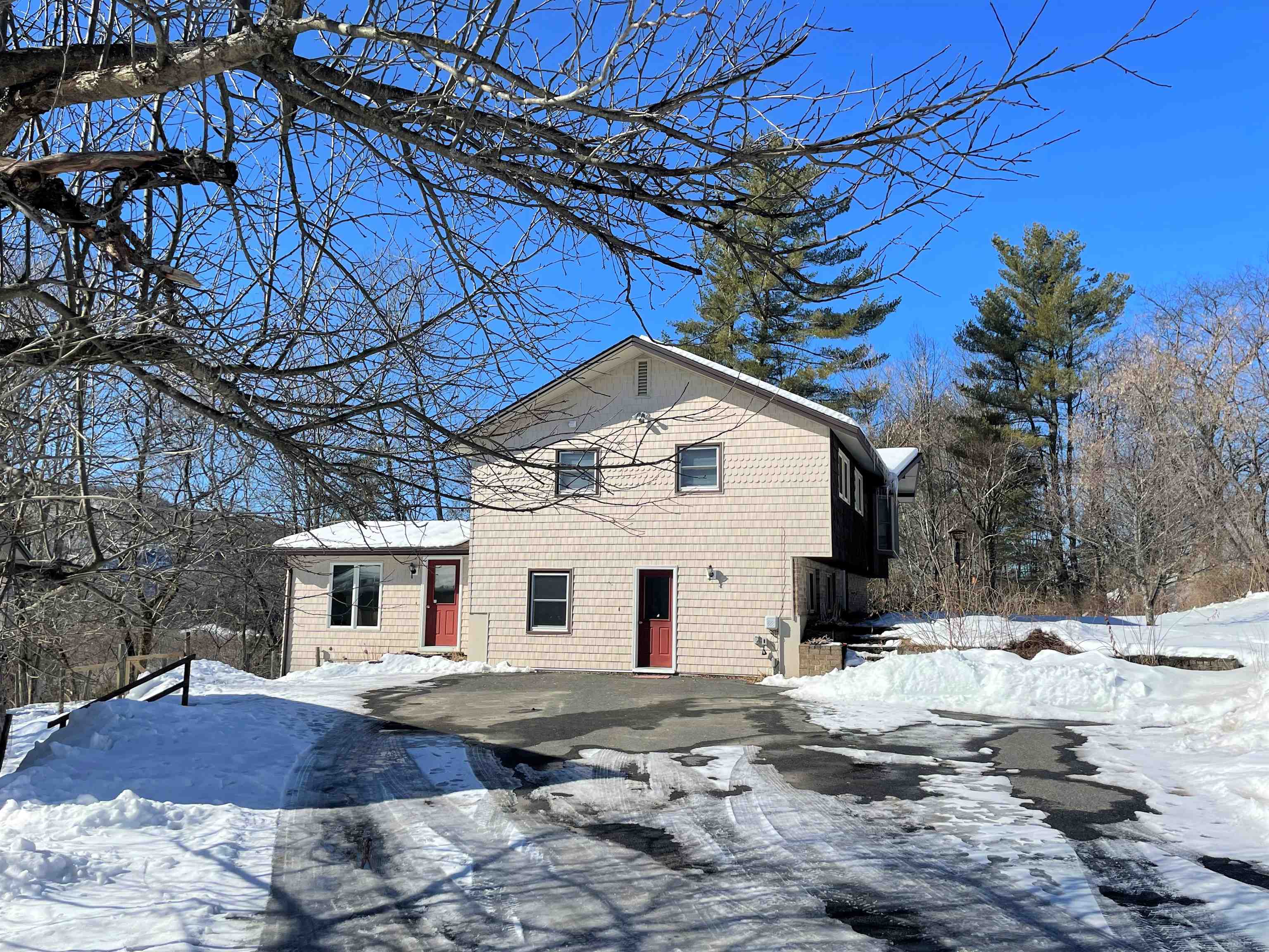 Single Family in Hardwick VT