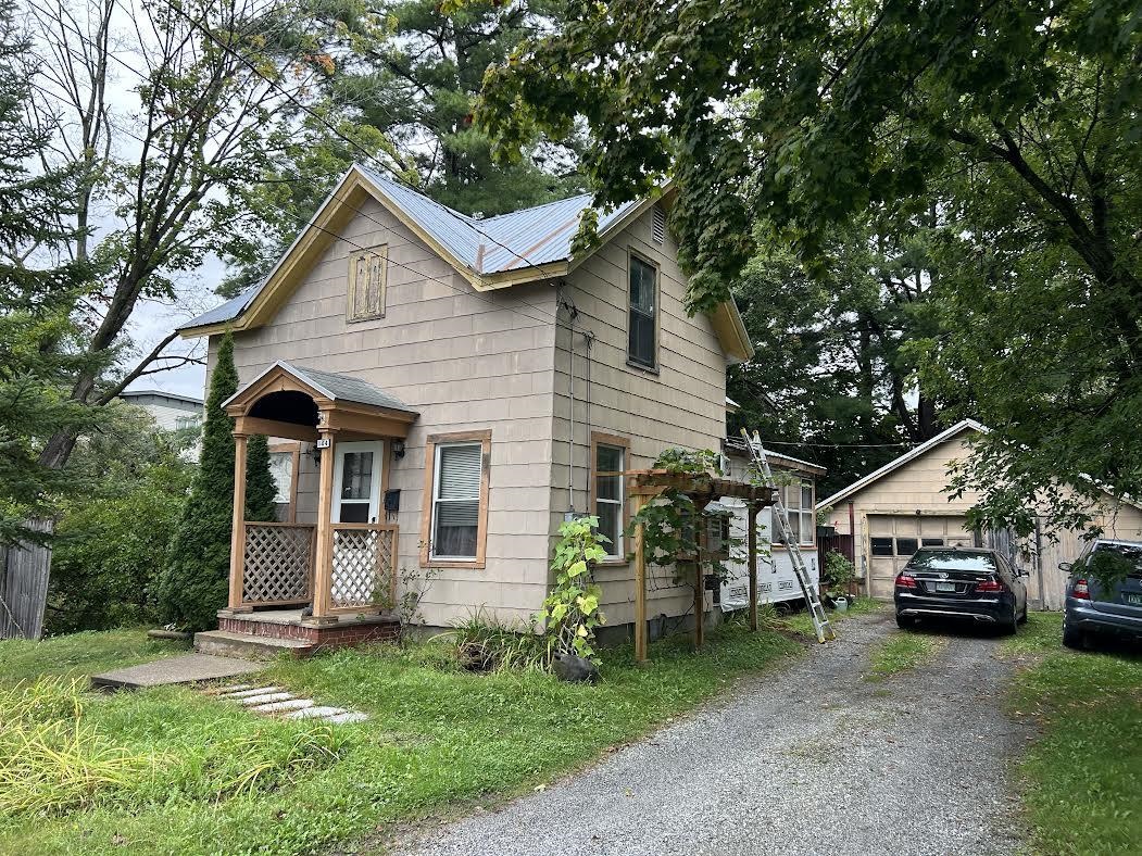 144 Forest Street photo 1