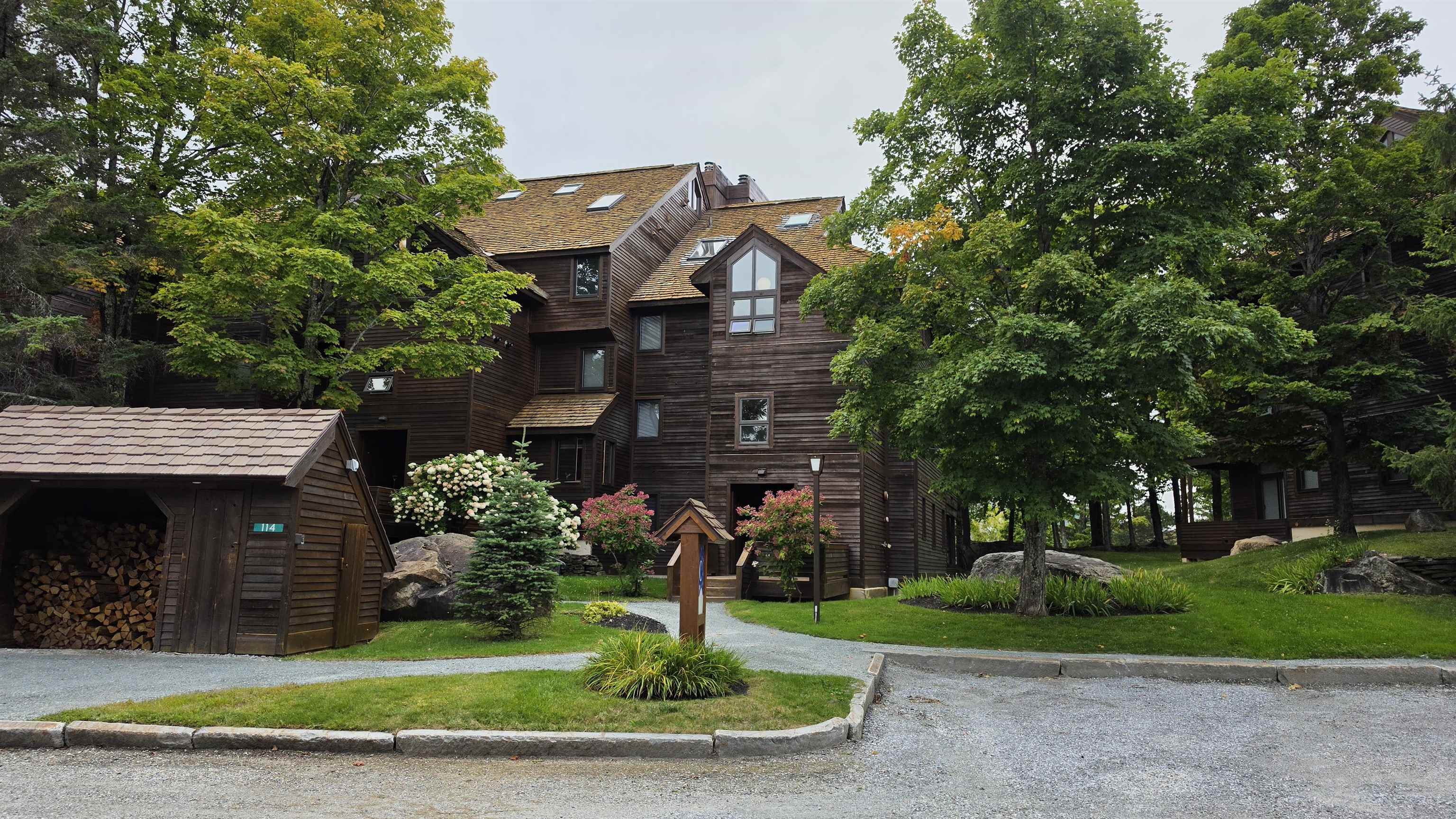 114 High Ridge Road photo 2