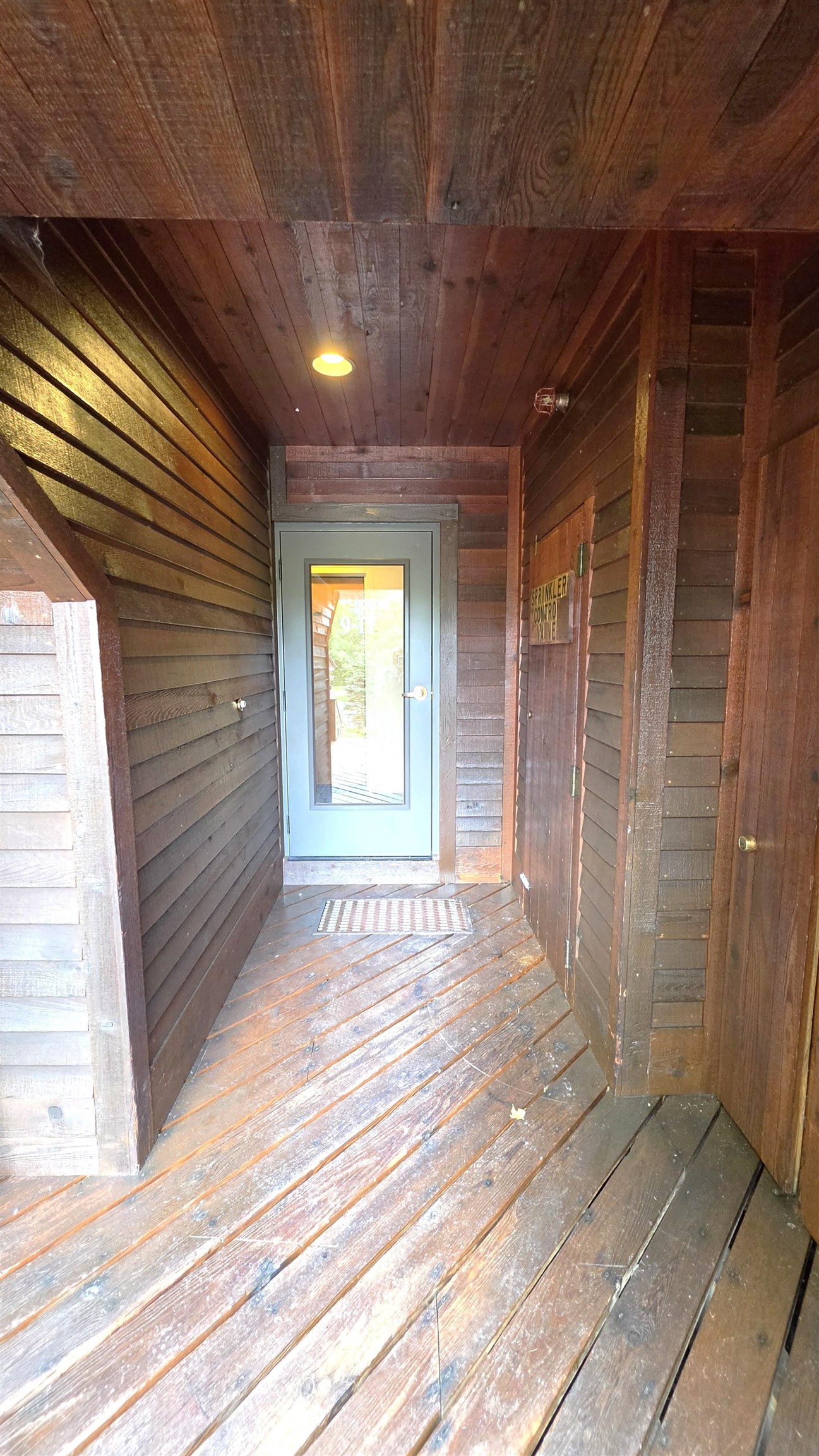 114 High Ridge Road photo 3