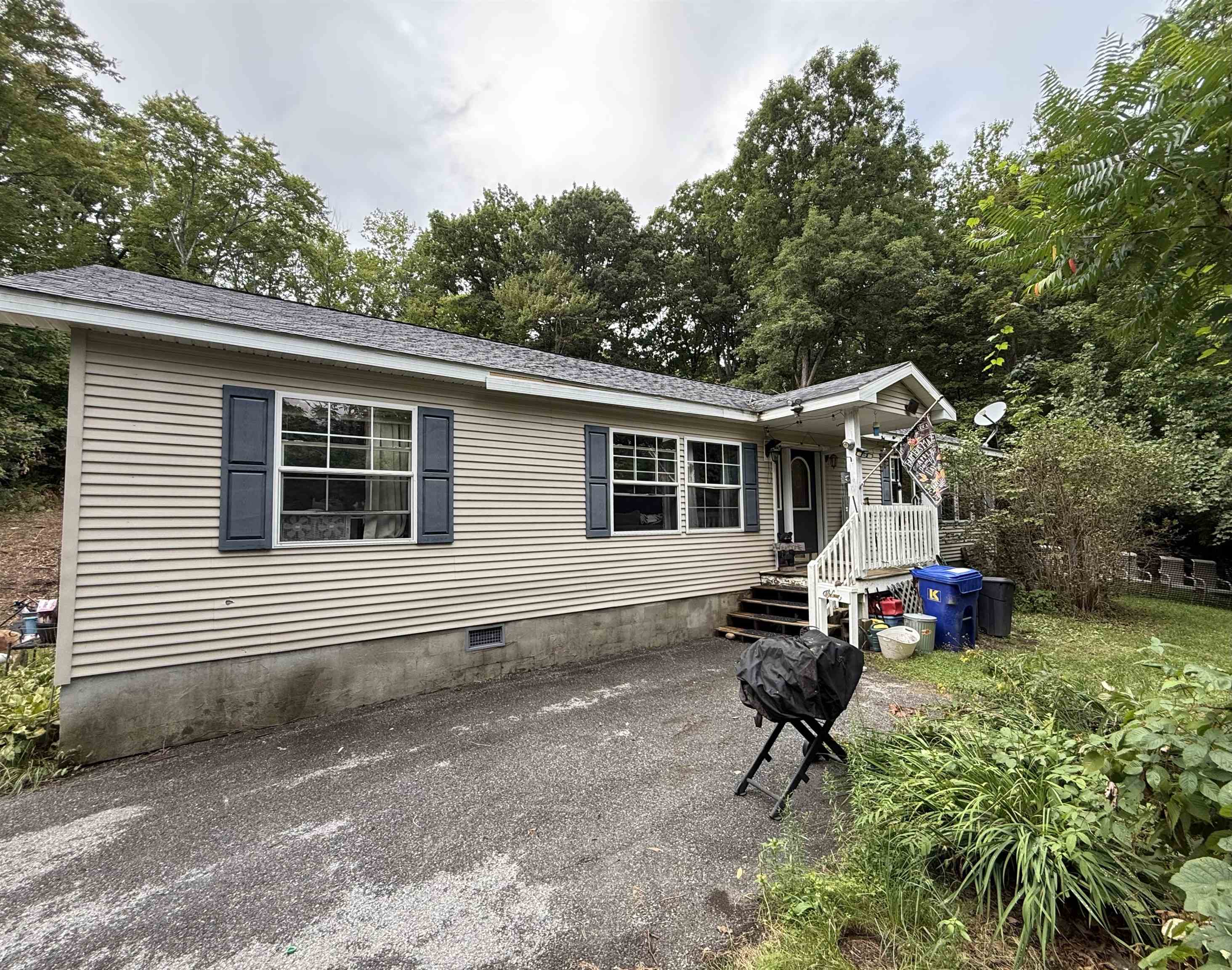 112 Outwater Road photo 1